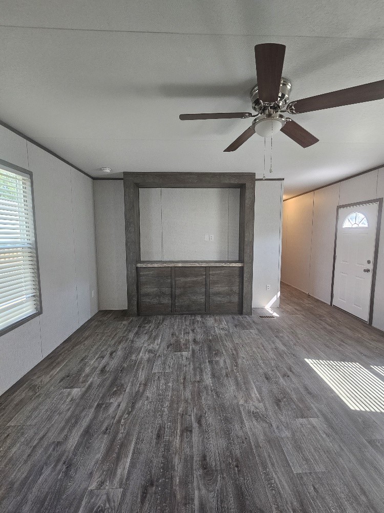 6501 W Hwy 199
