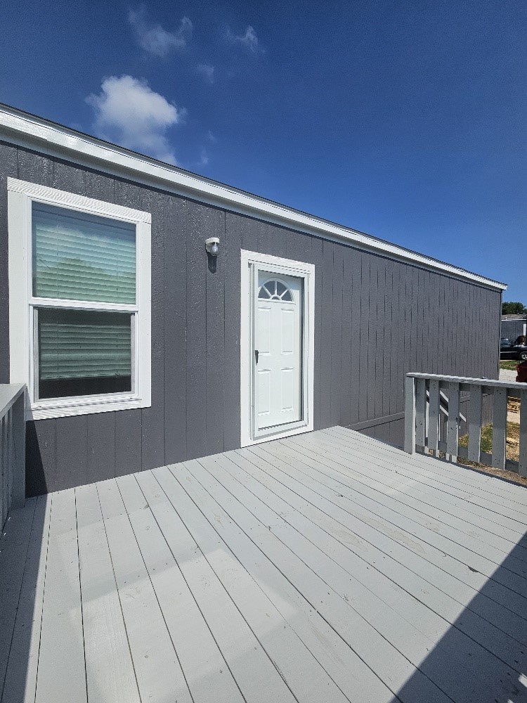 6501 W Hwy 199