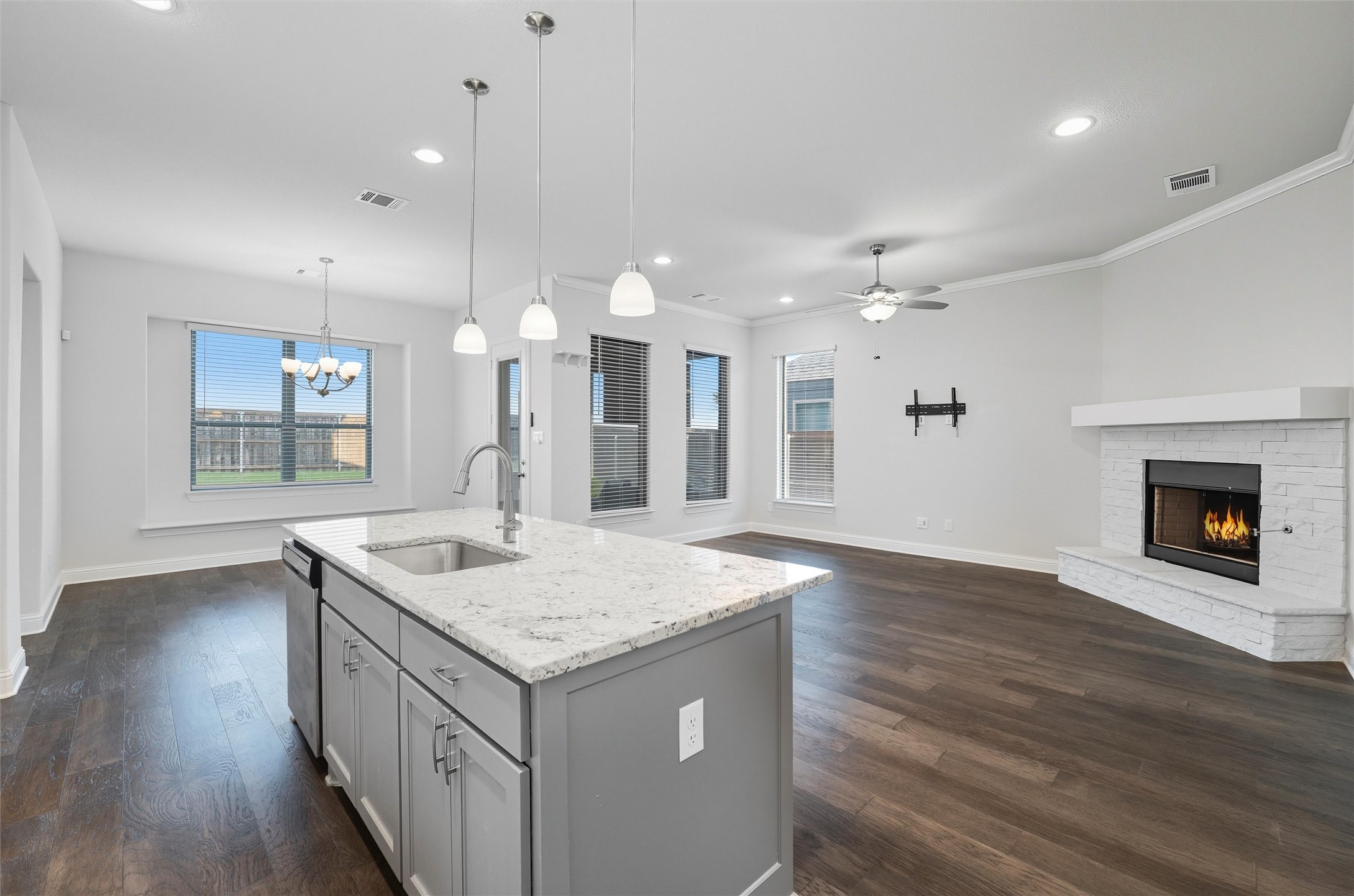 1408 Evening Primrose Drive