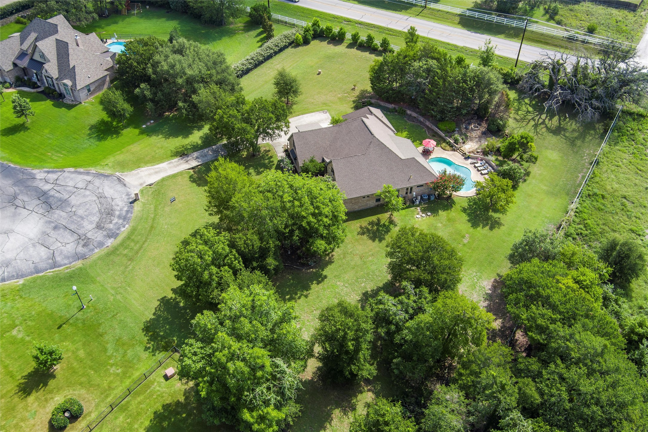 1417 Saratoga Lane