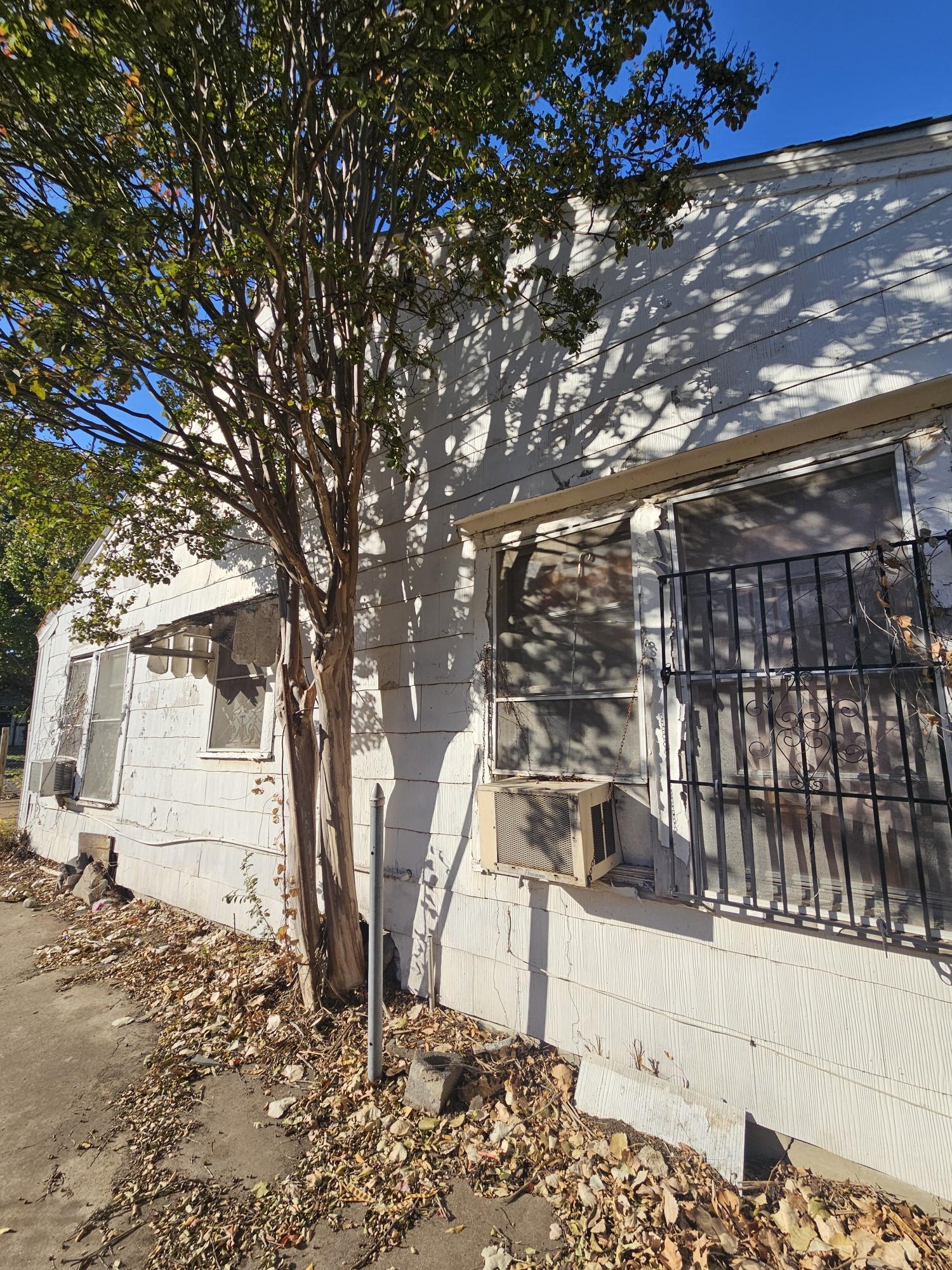 3517 College Avenue