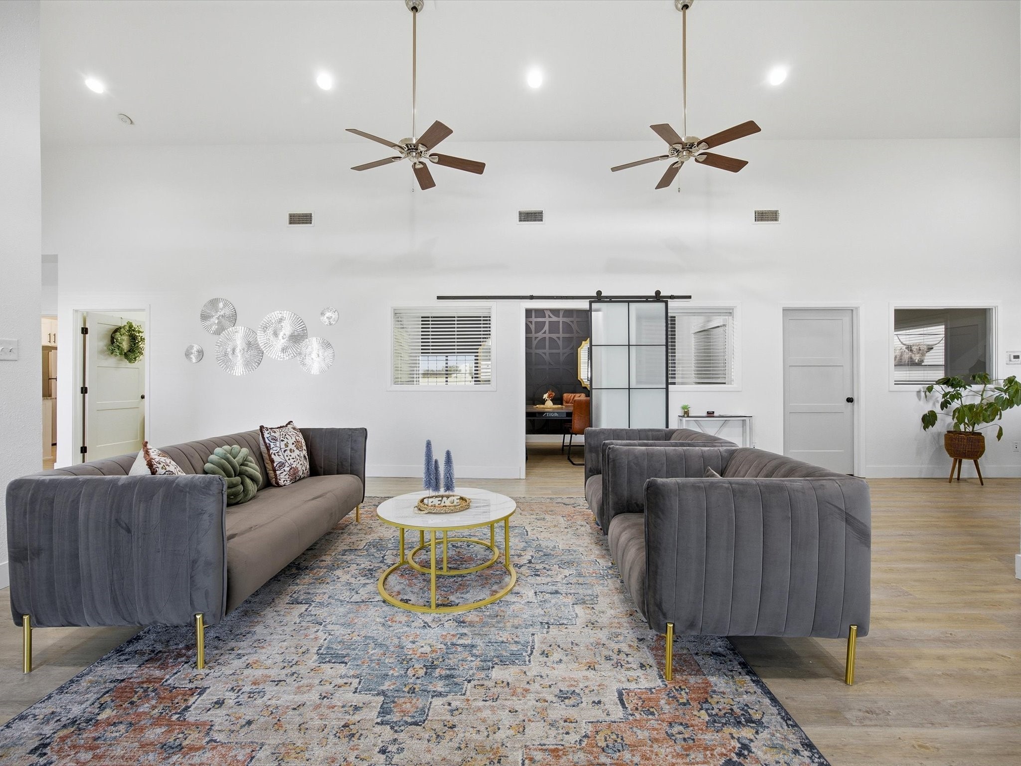 4050 E Interstate 20 Service Road S