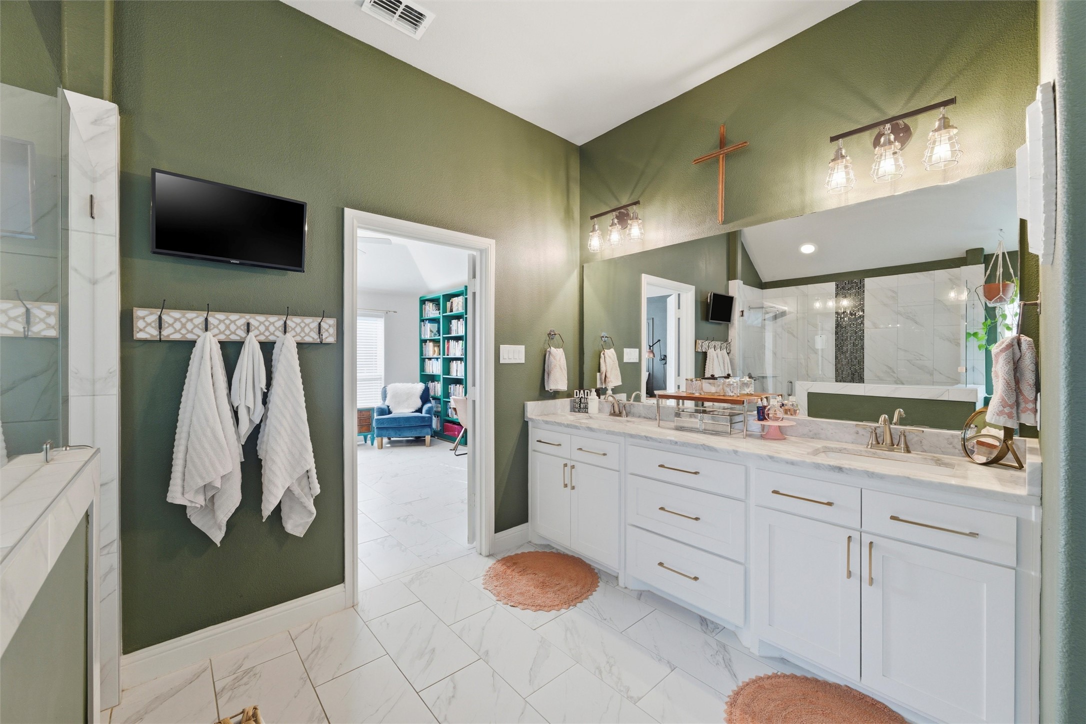 1436 Town Creek Circle