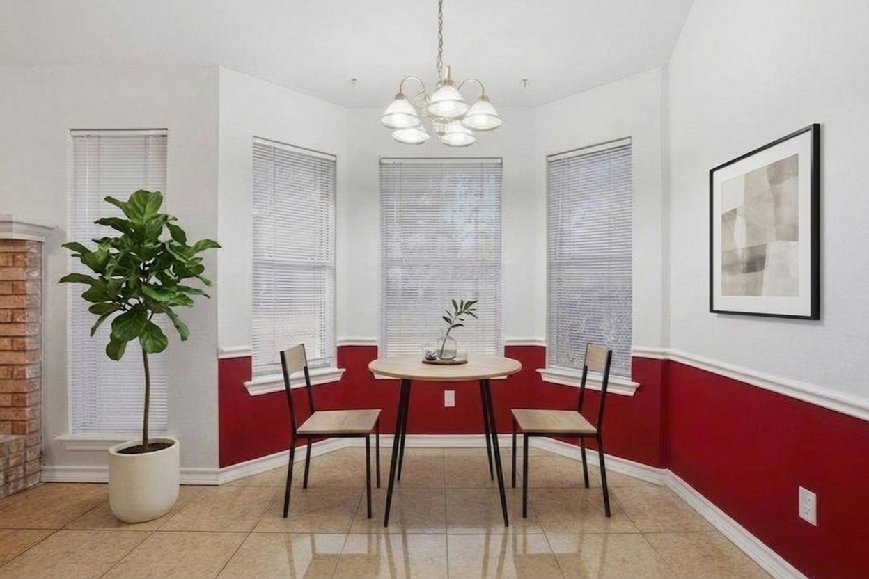 1312 Crows Nest Court