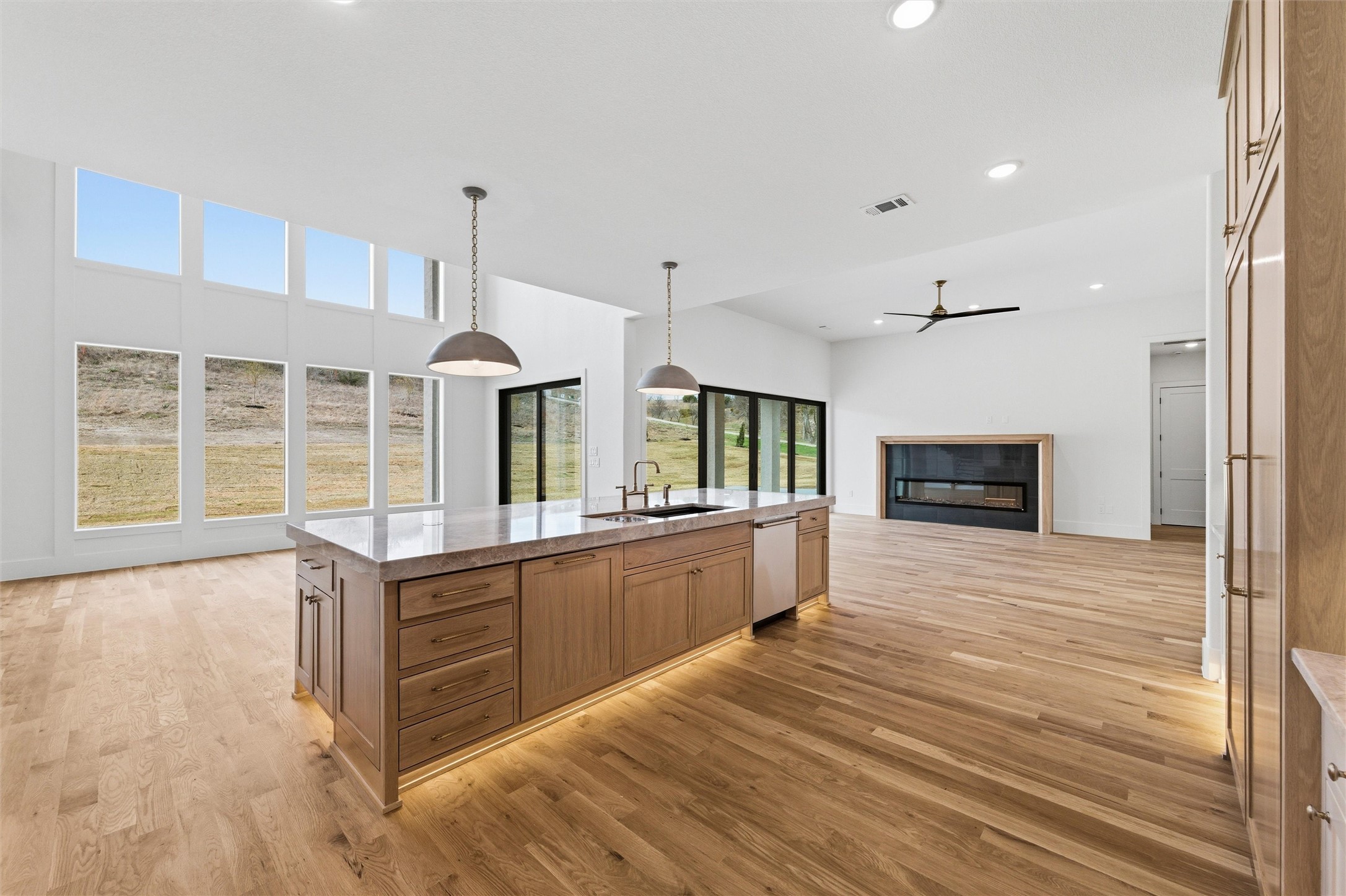 3035 Winding Creek Trail