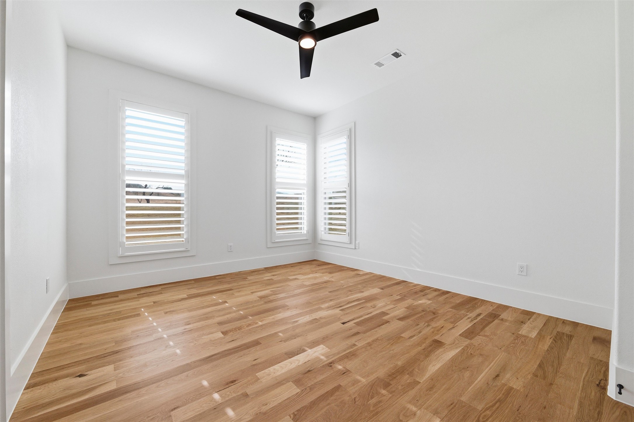 3035 Winding Creek Trail