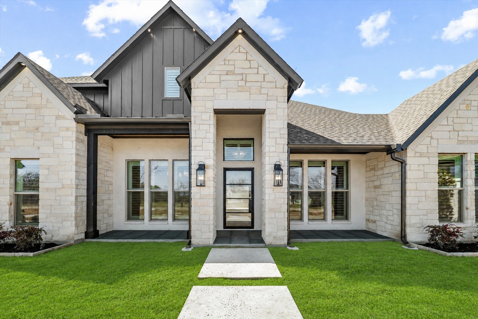 3035 Winding Creek Trail
