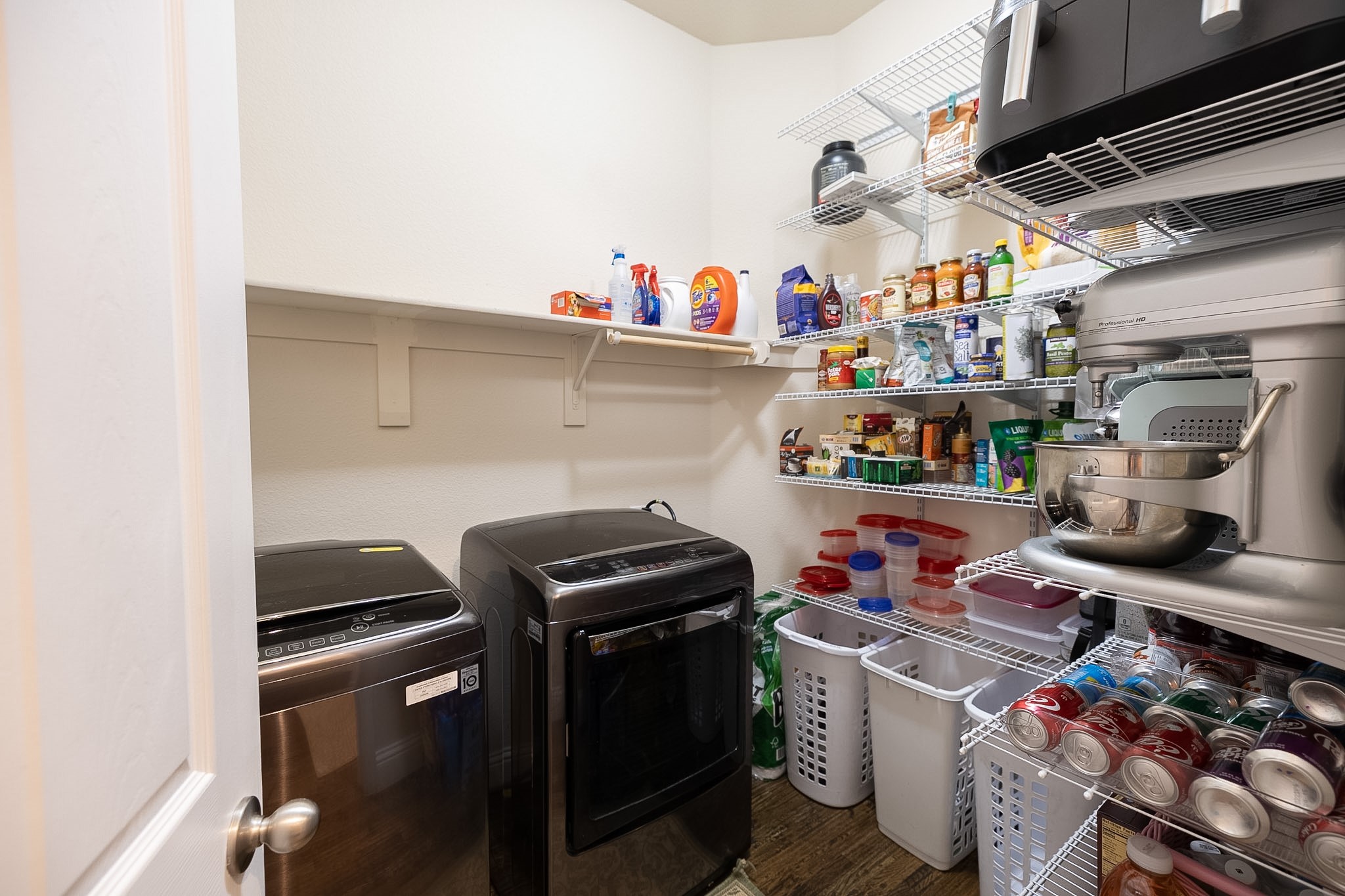 15117 Teasley Avenue