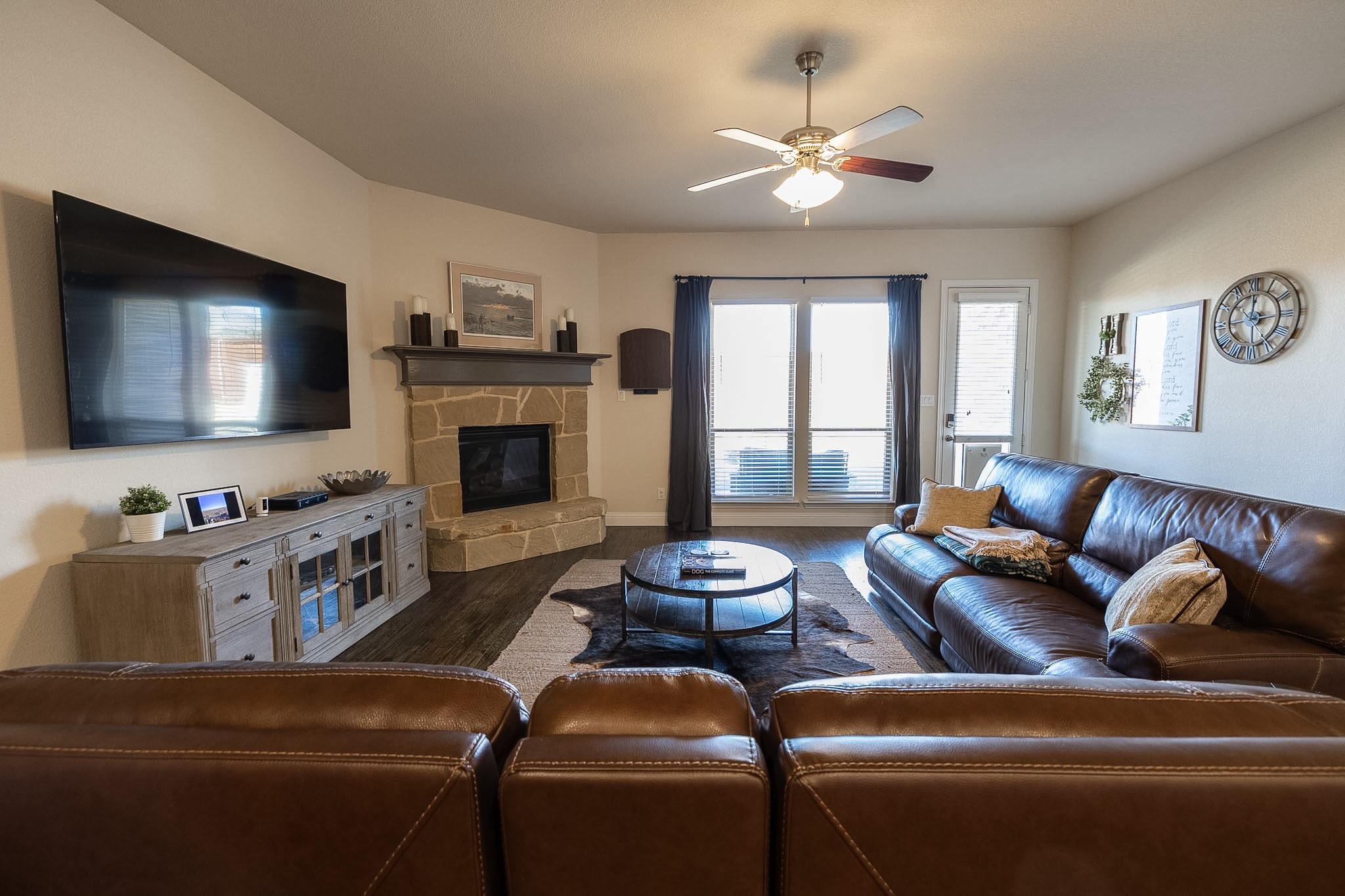 15117 Teasley Avenue