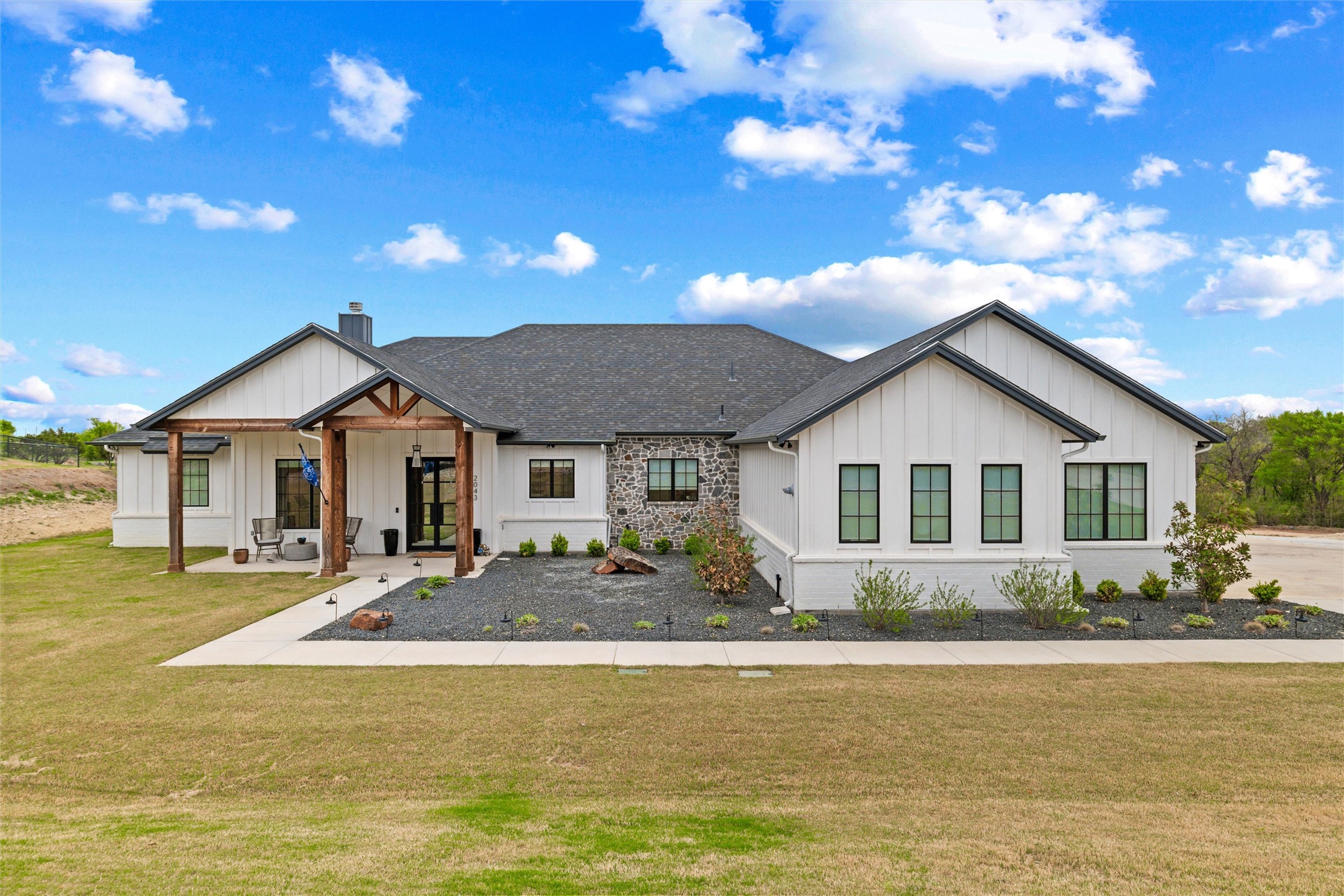2043 Woodland Road