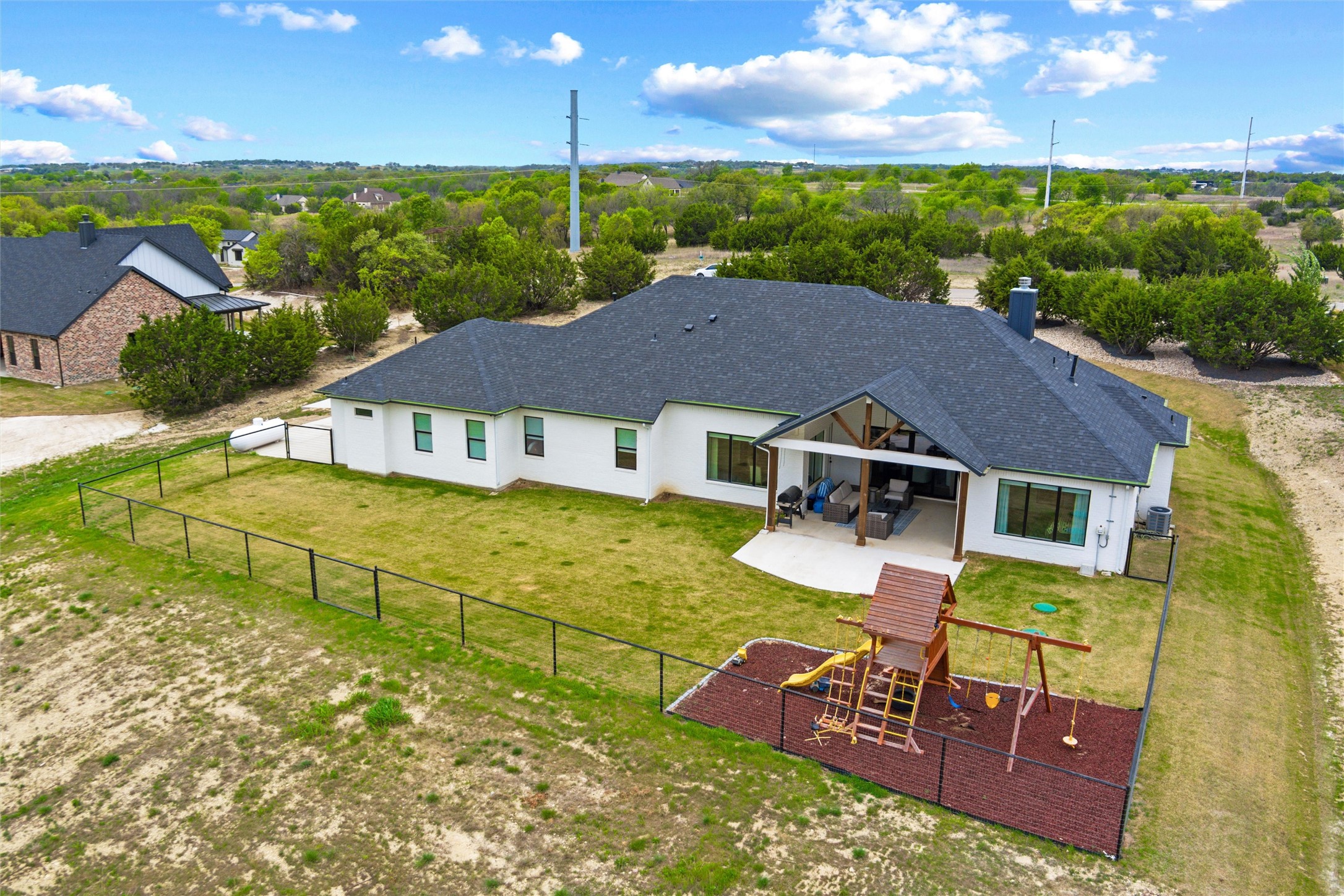2043 Woodland Road