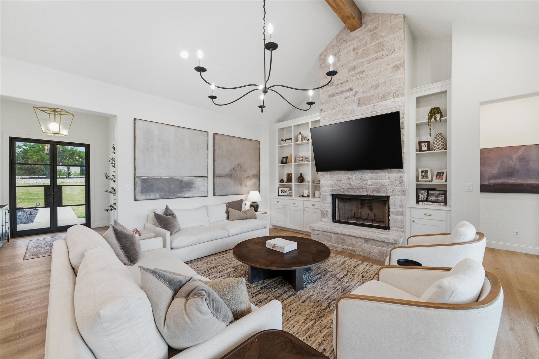 2043 Woodland Road
