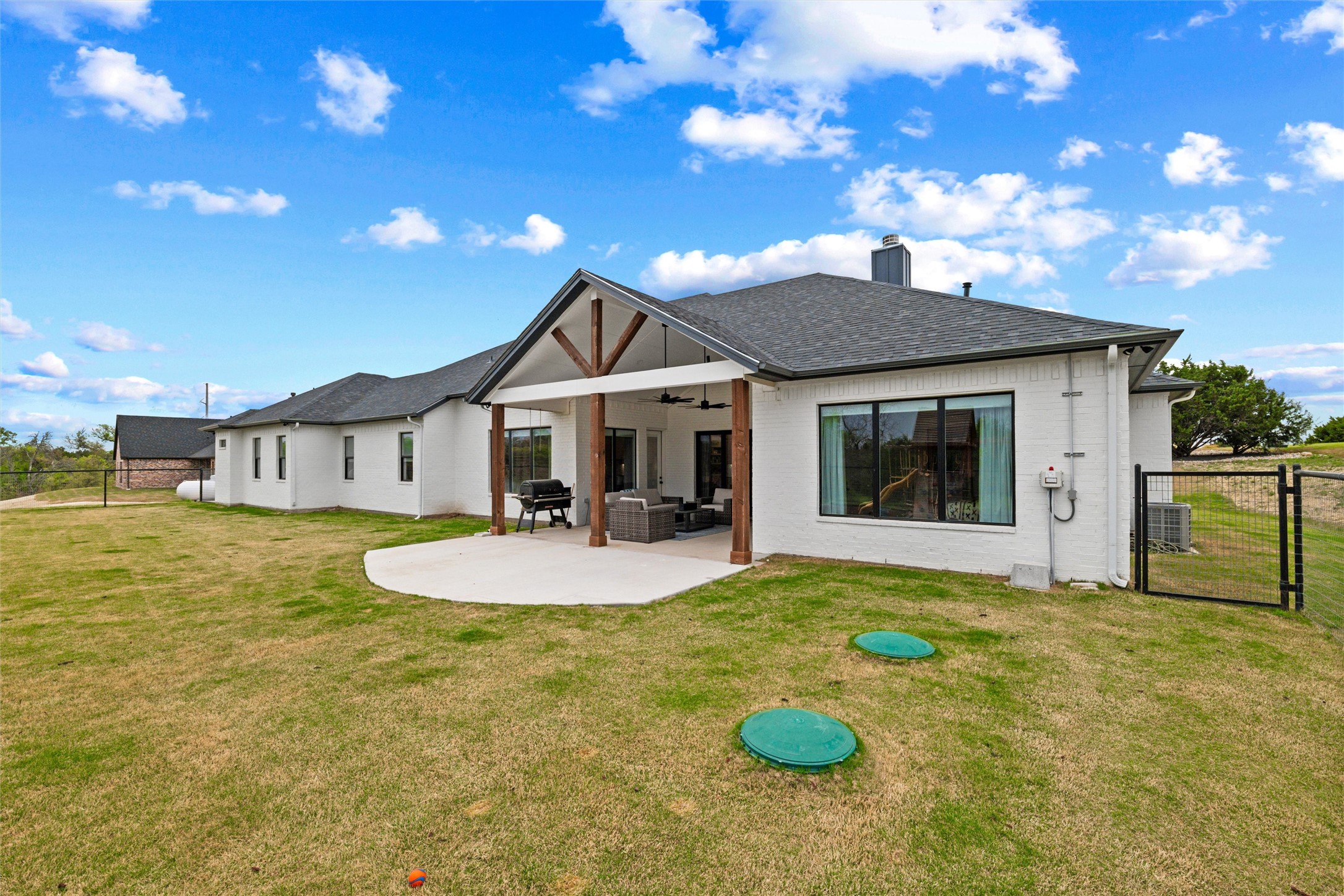 2043 Woodland Road