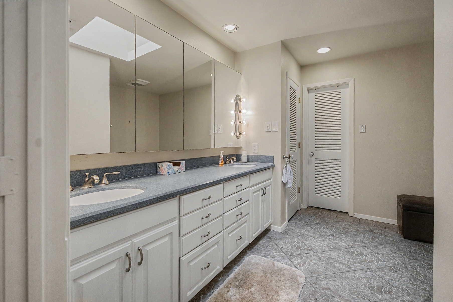 6609 Waterwood Circle