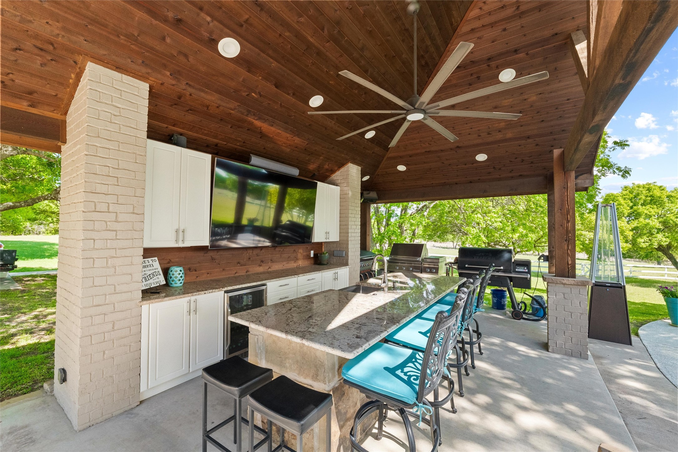 1601 Chapman Court