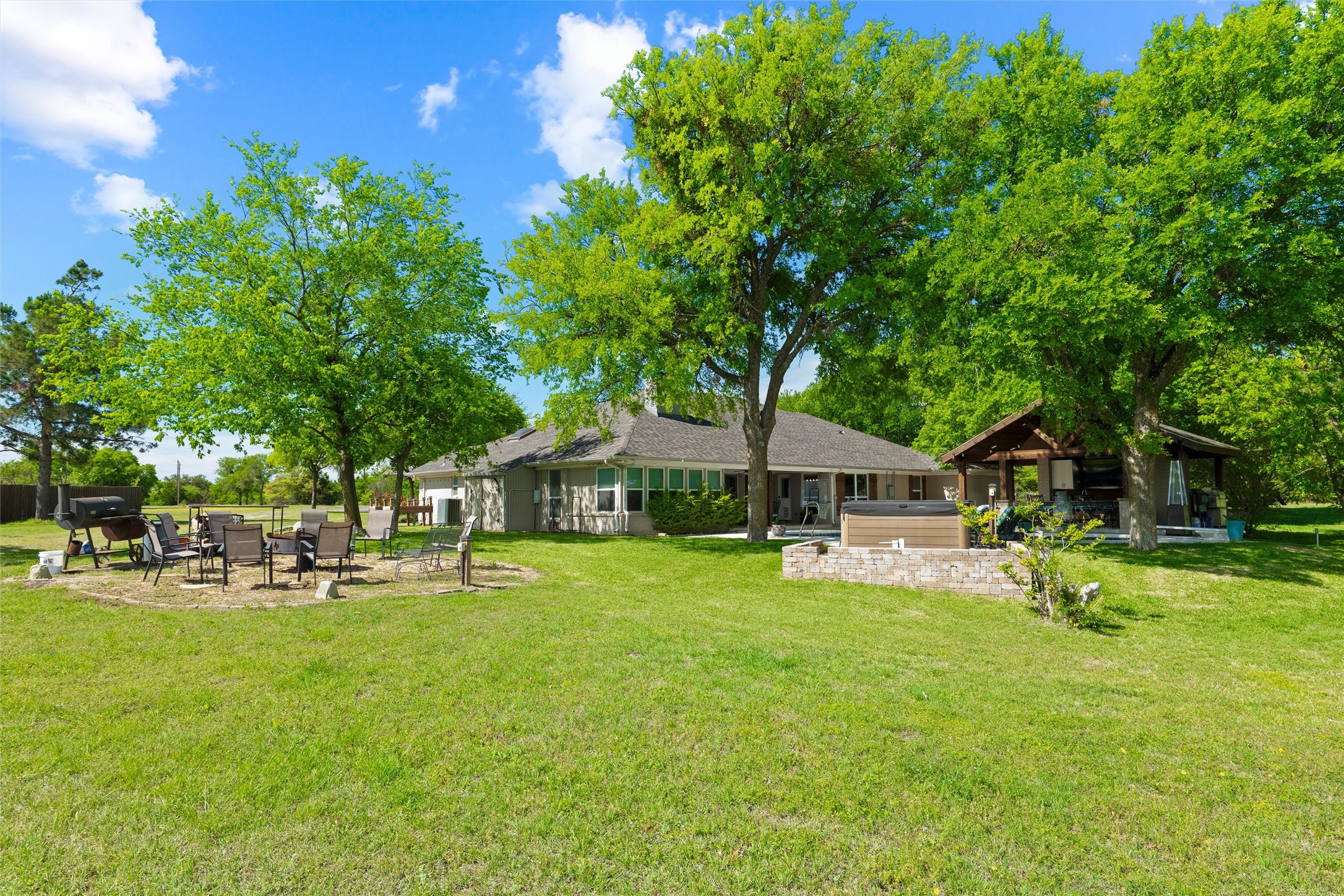 1601 Chapman Court