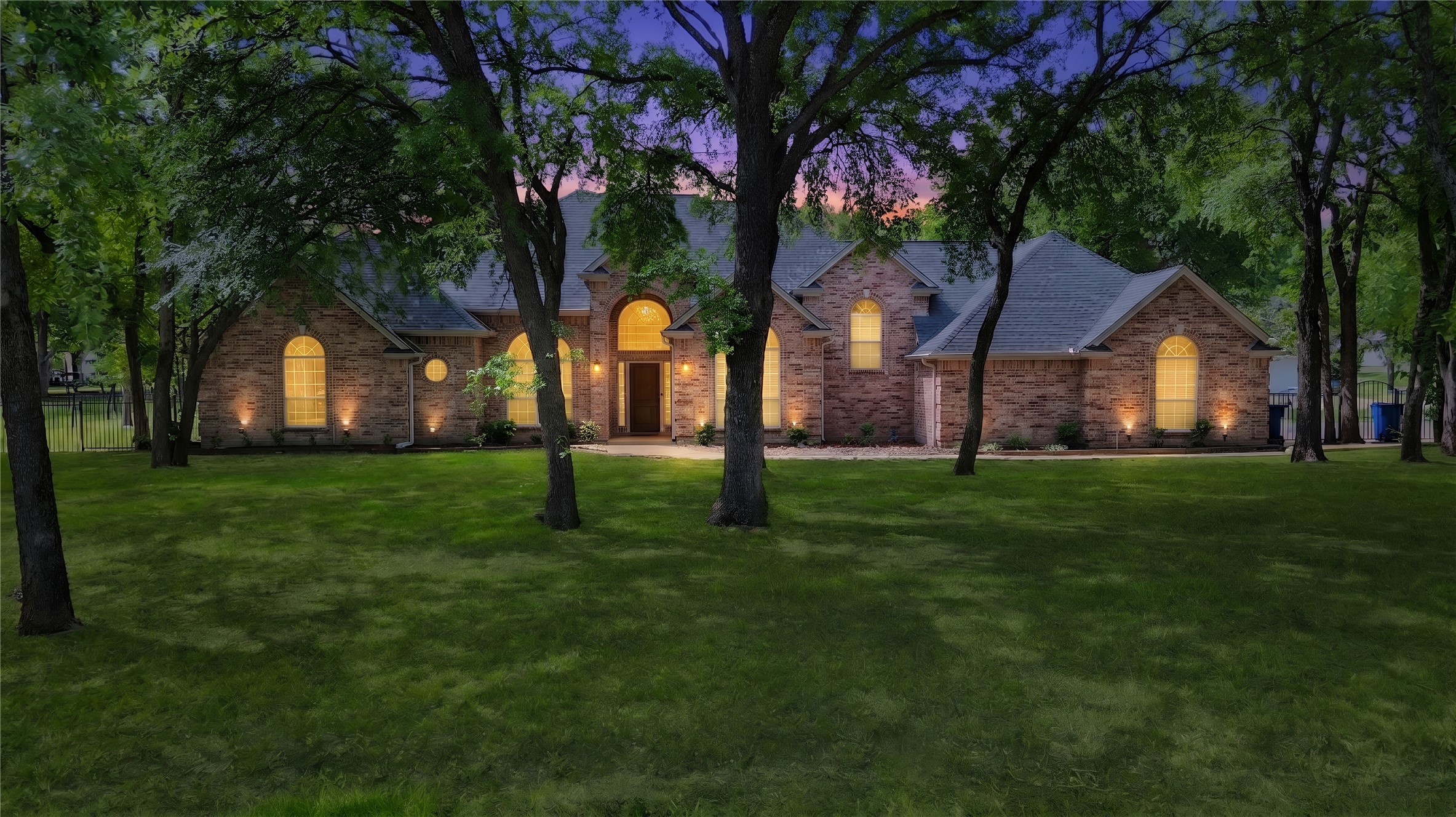 1507 Greenleaf Court