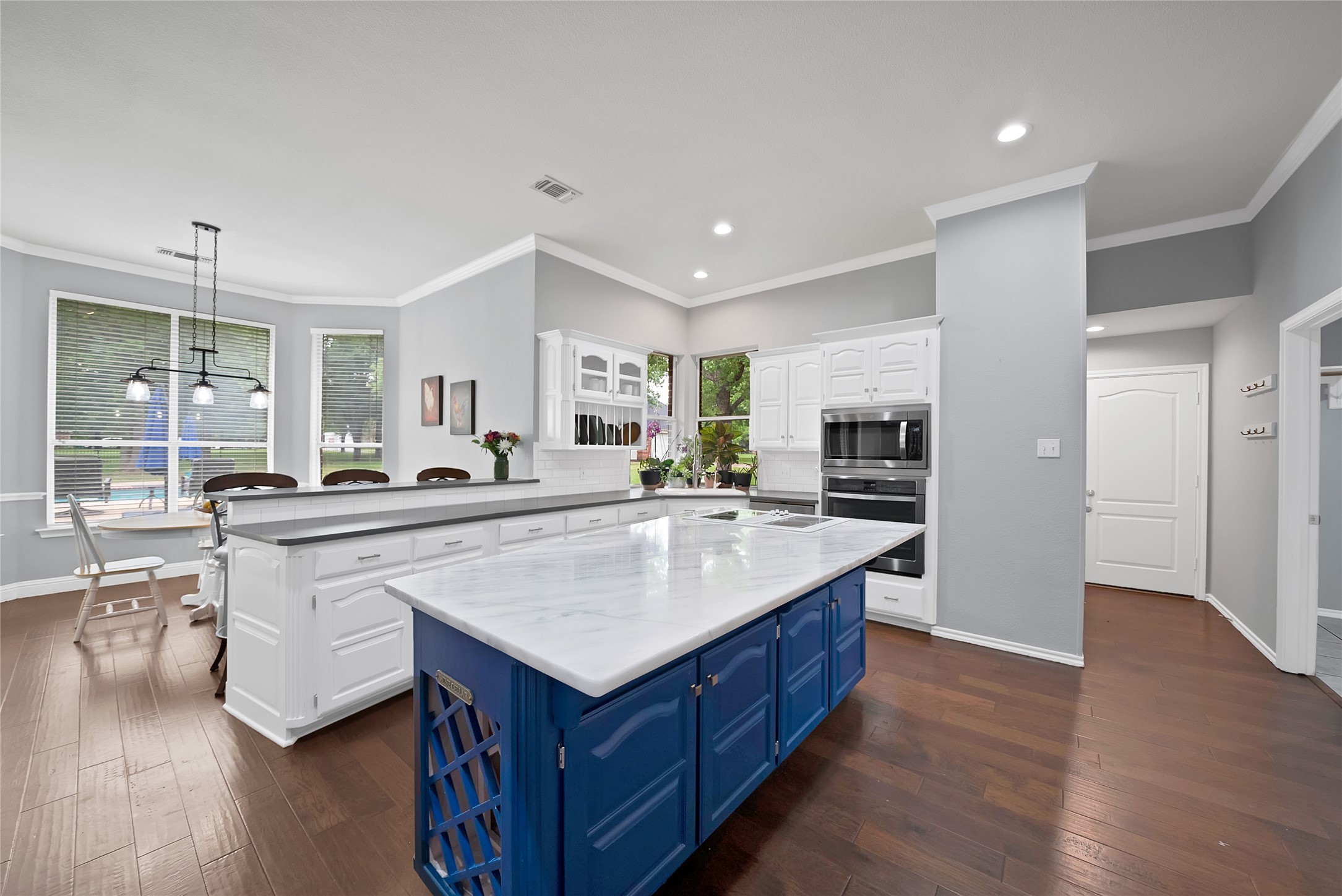 1507 Greenleaf Court