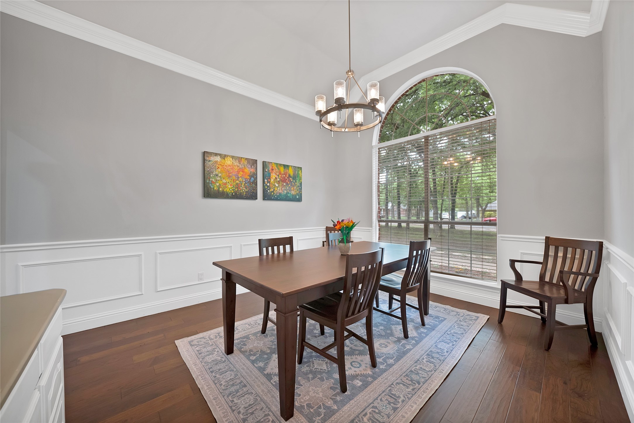 1507 Greenleaf Court