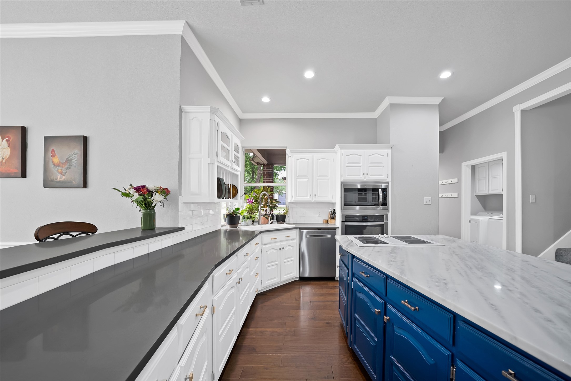 1507 Greenleaf Court