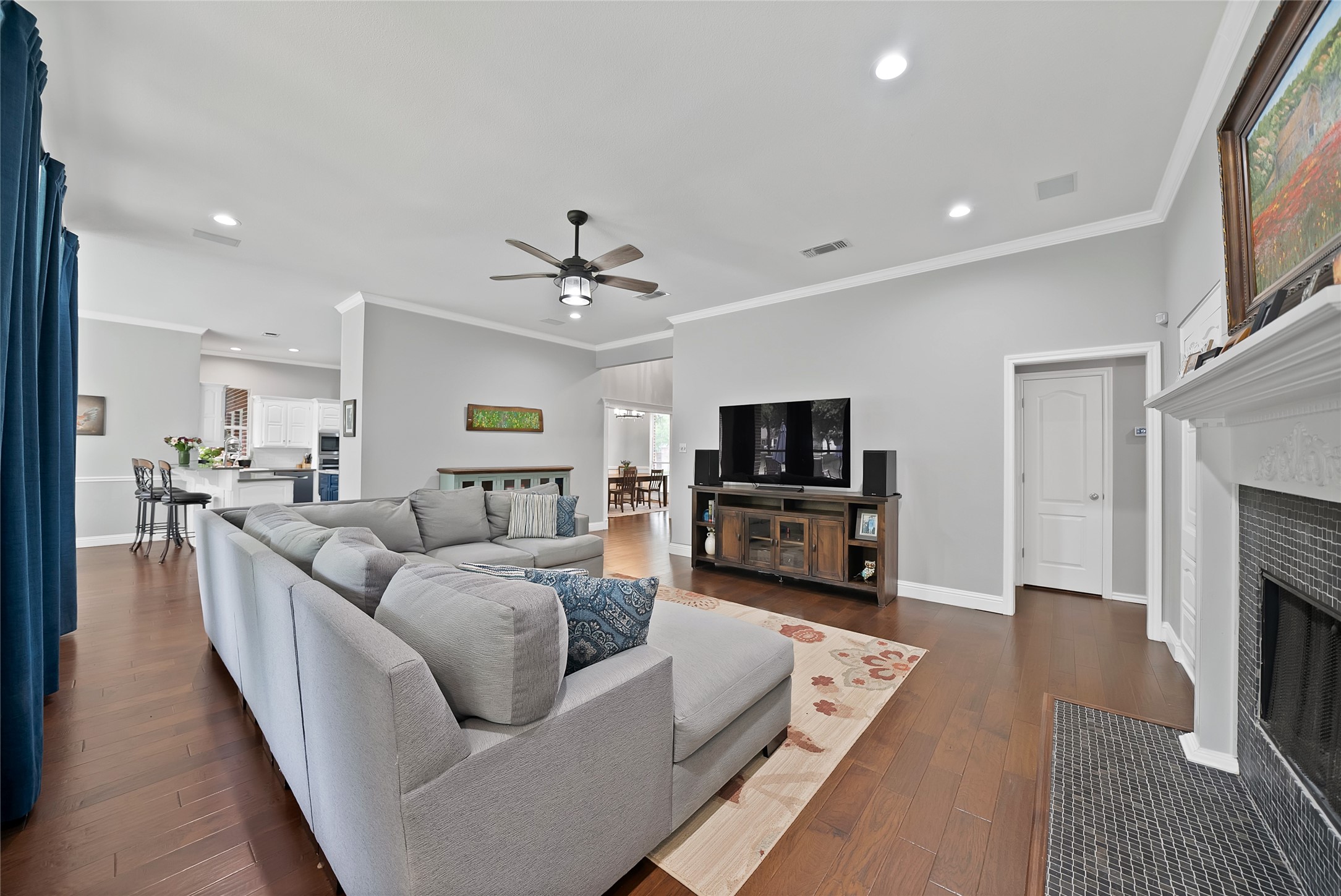1507 Greenleaf Court