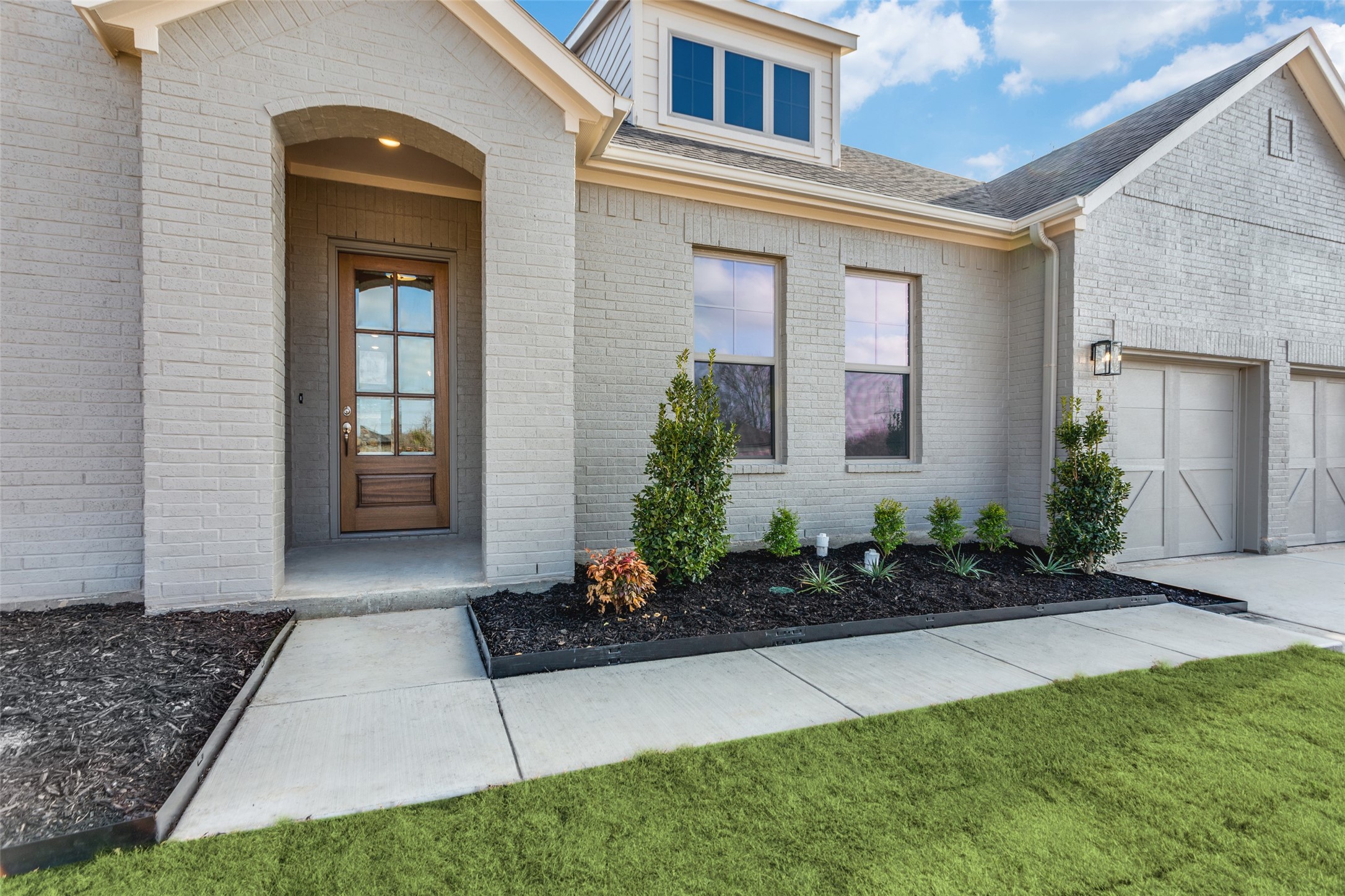 782 Sterling Drive