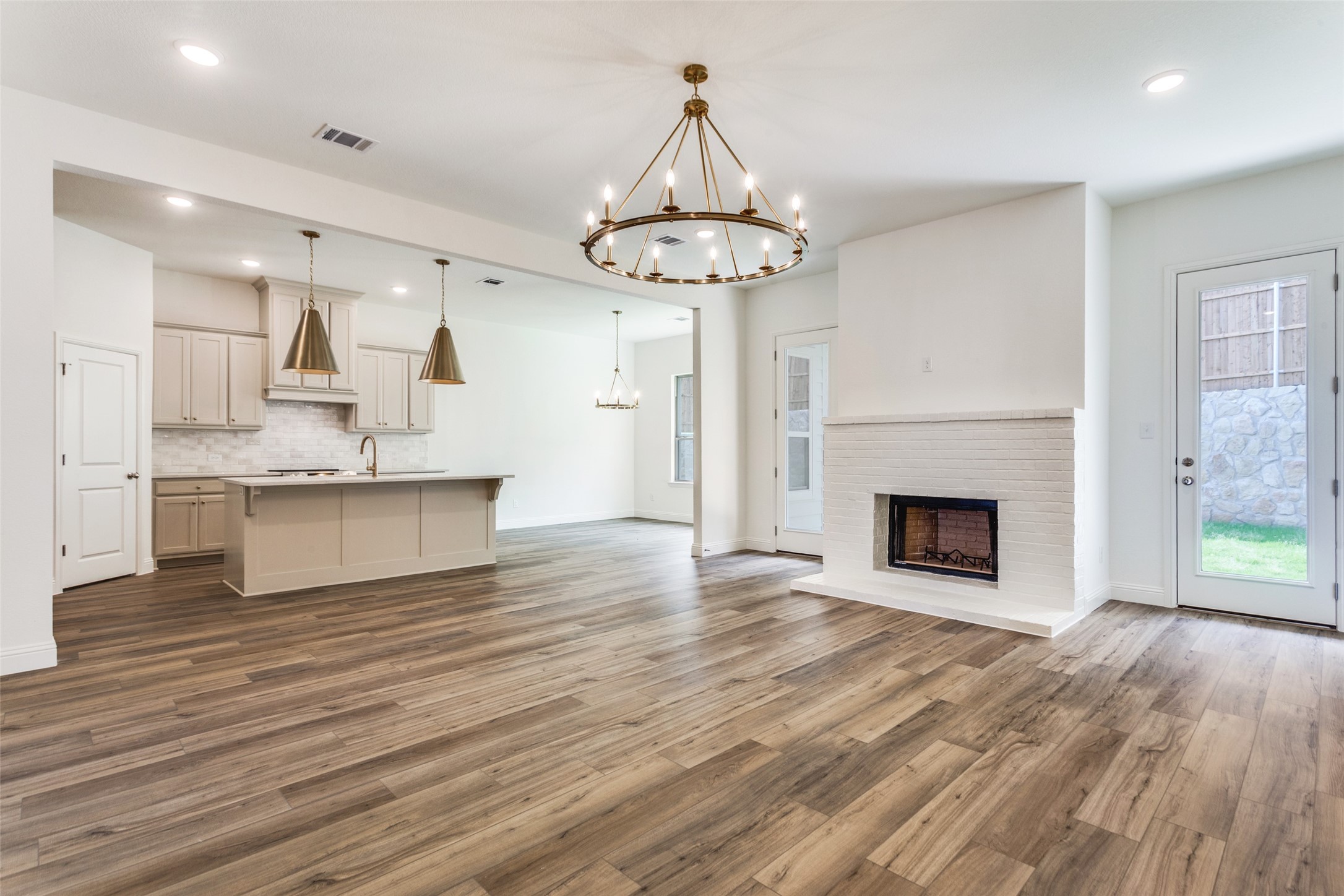 782 Sterling Drive