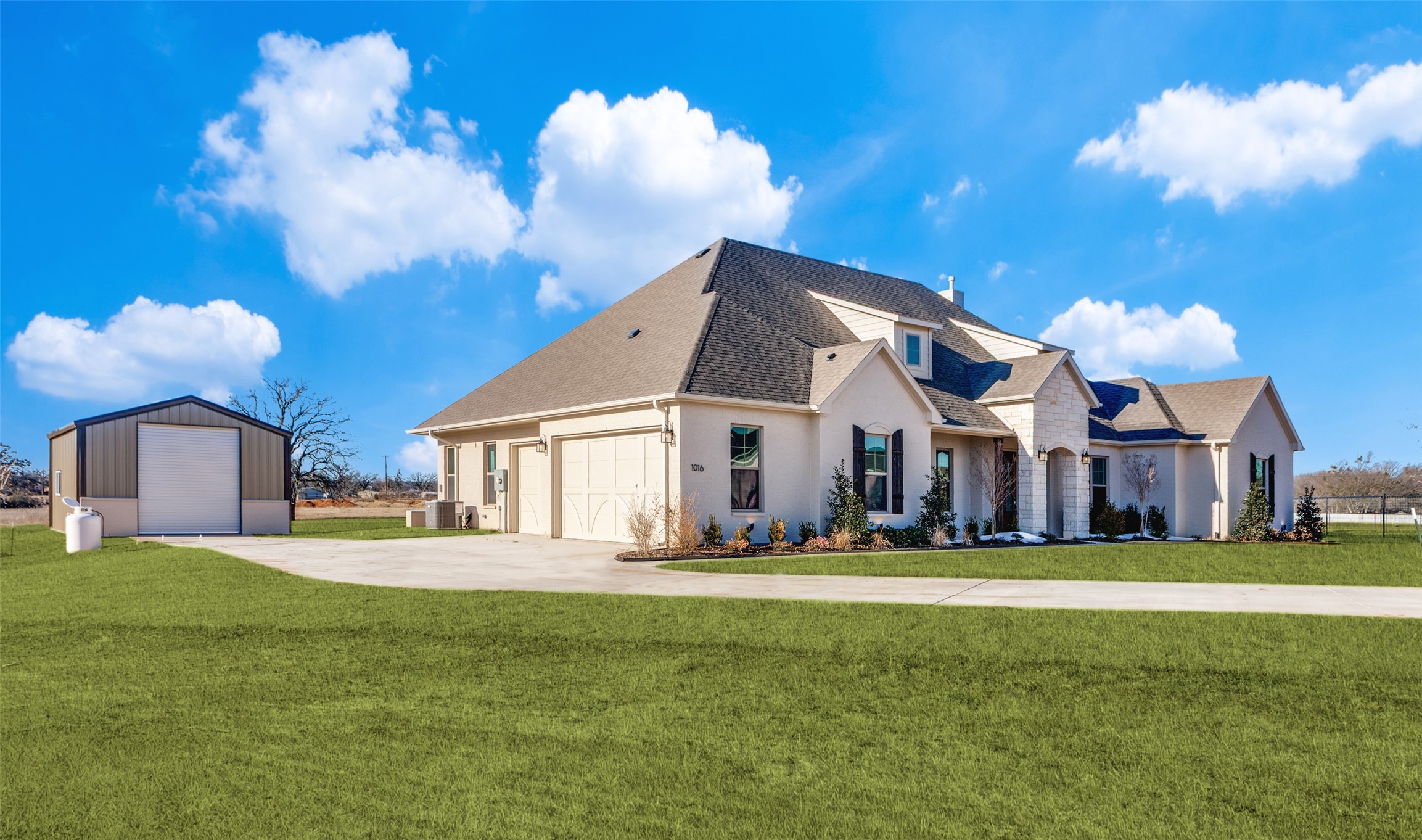 1016 Emery Court