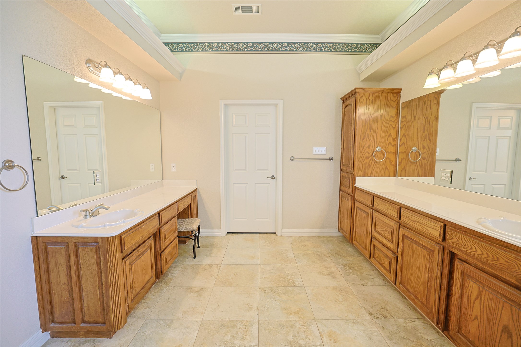 1409 Cherry Hill Court