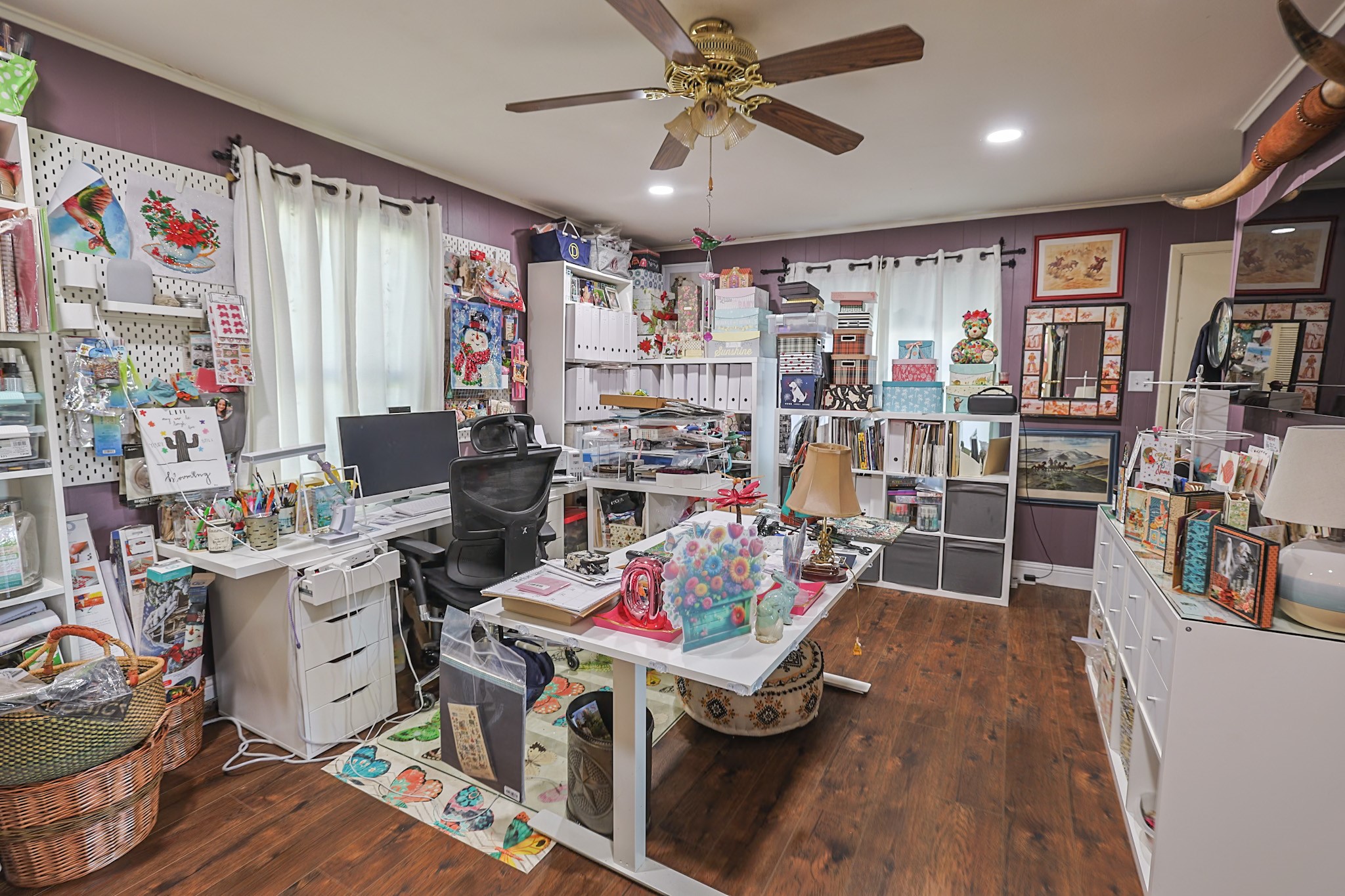 3661 S Highway 281