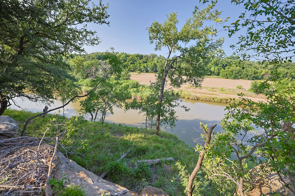 15 Waterwood Loop
