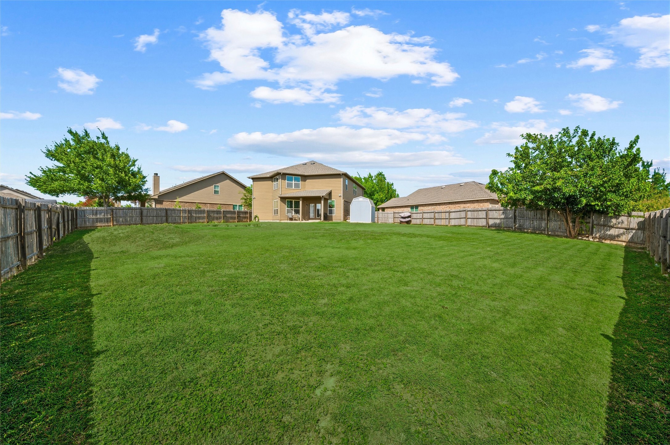 2904 Big Horn Bluff Court