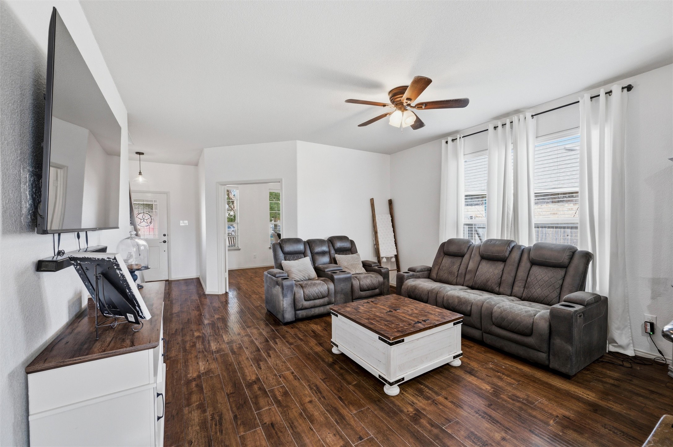 2904 Big Horn Bluff Court