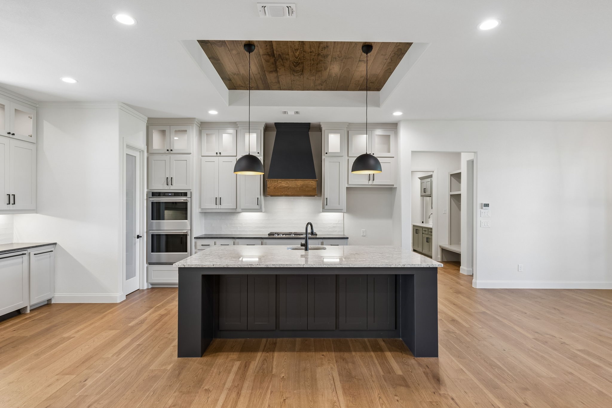 2043 Vaquero Drive