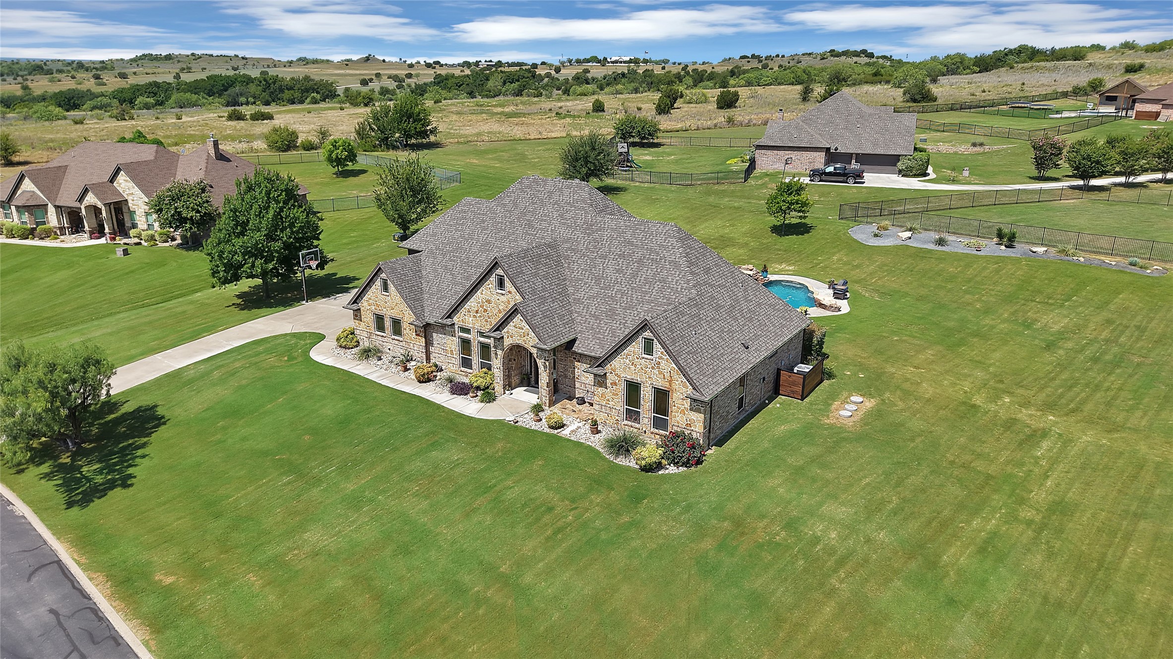 220 Pinnacle Peak Lane