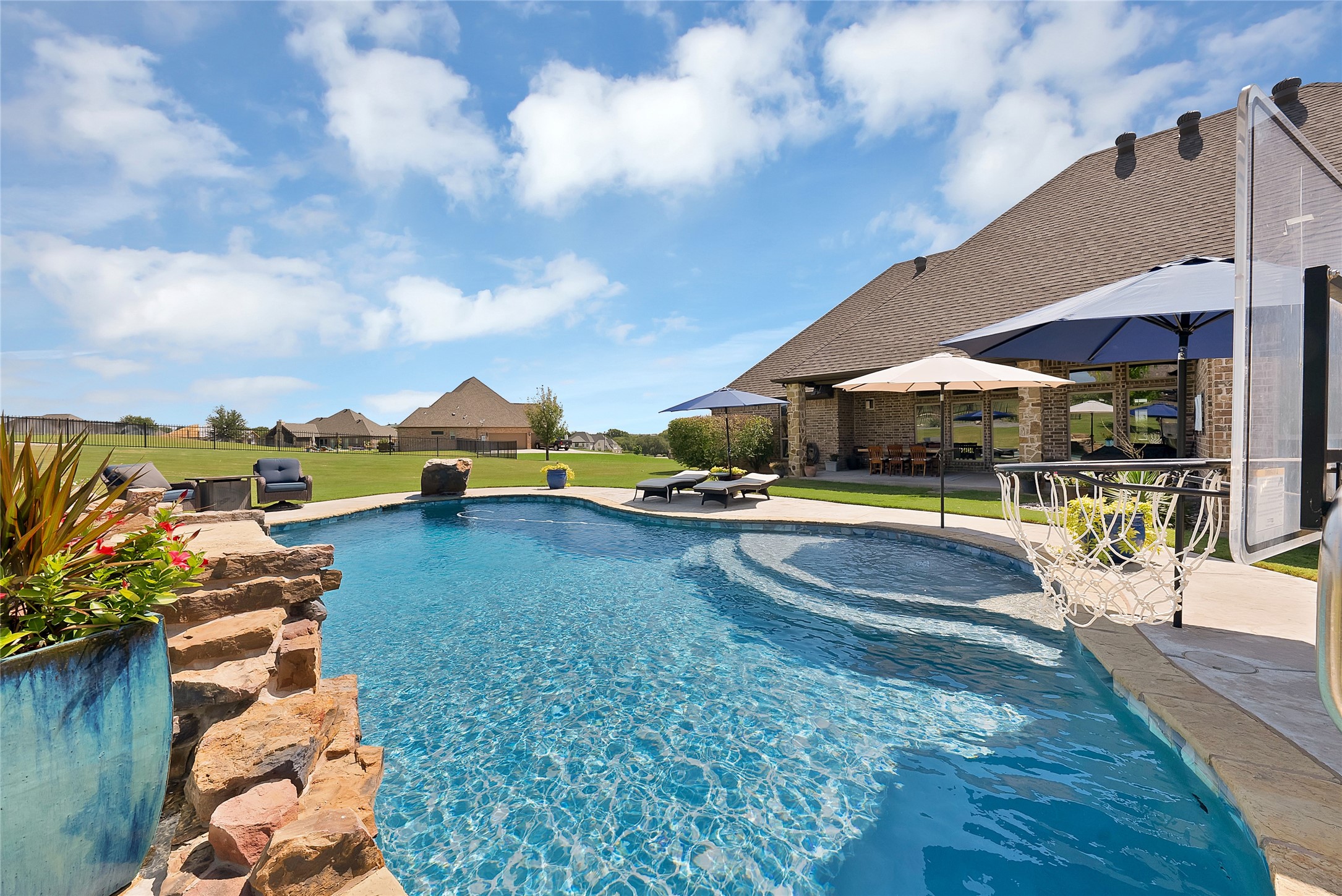 220 Pinnacle Peak Lane