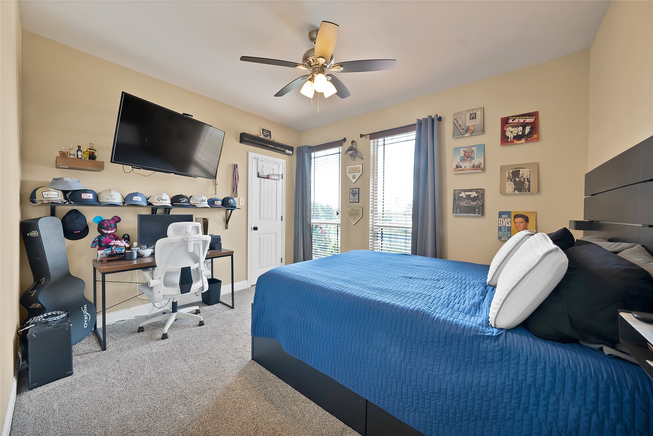 220 Pinnacle Peak Lane