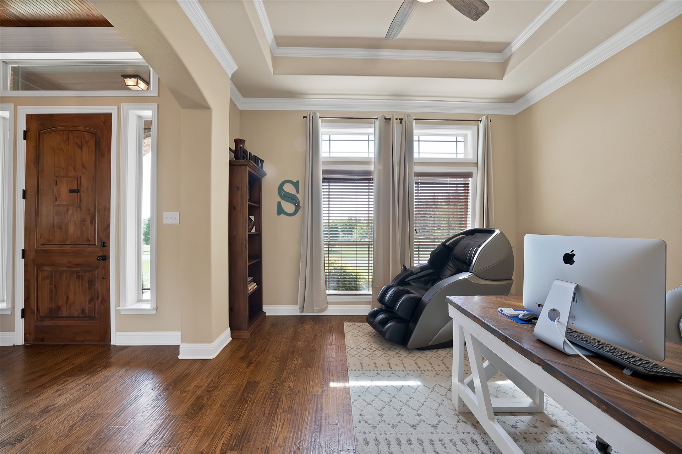 220 Pinnacle Peak Lane