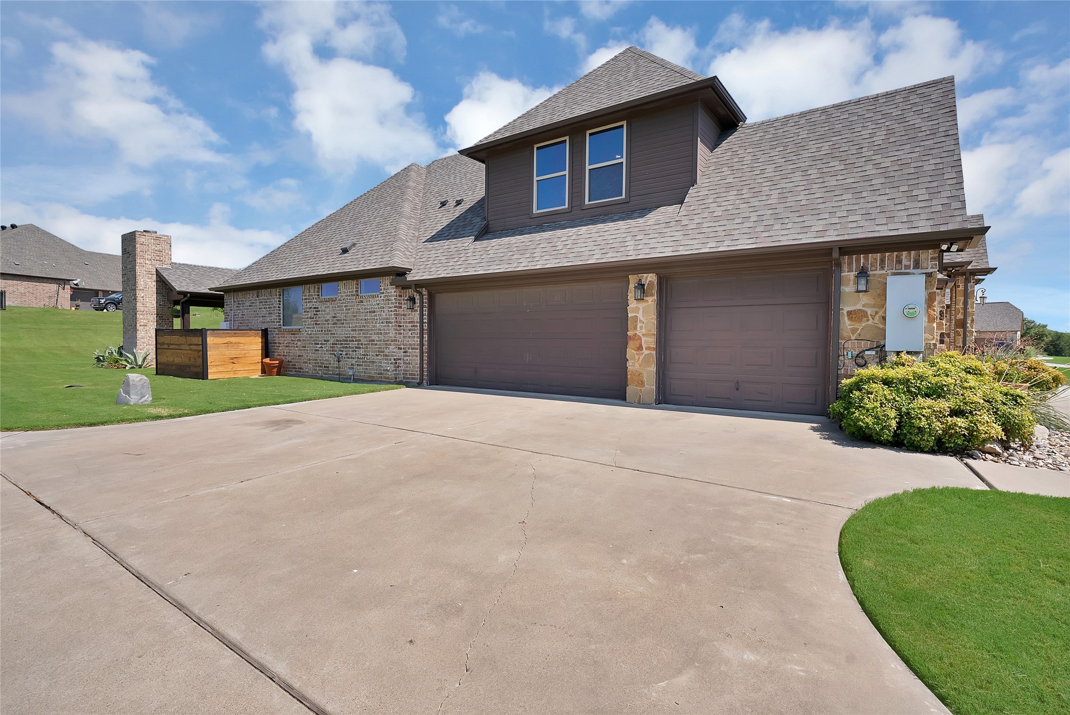 220 Pinnacle Peak Lane