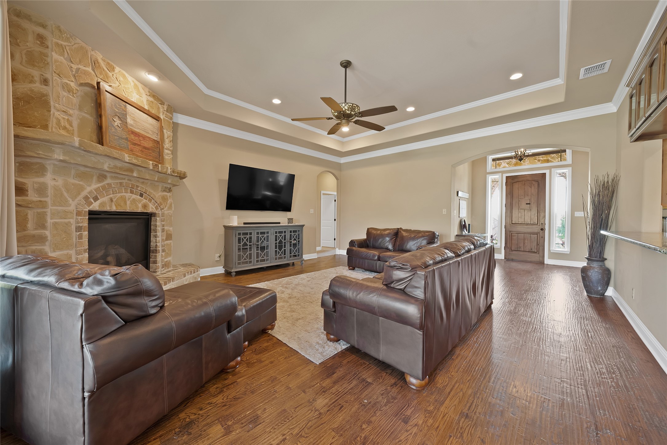 220 Pinnacle Peak Lane