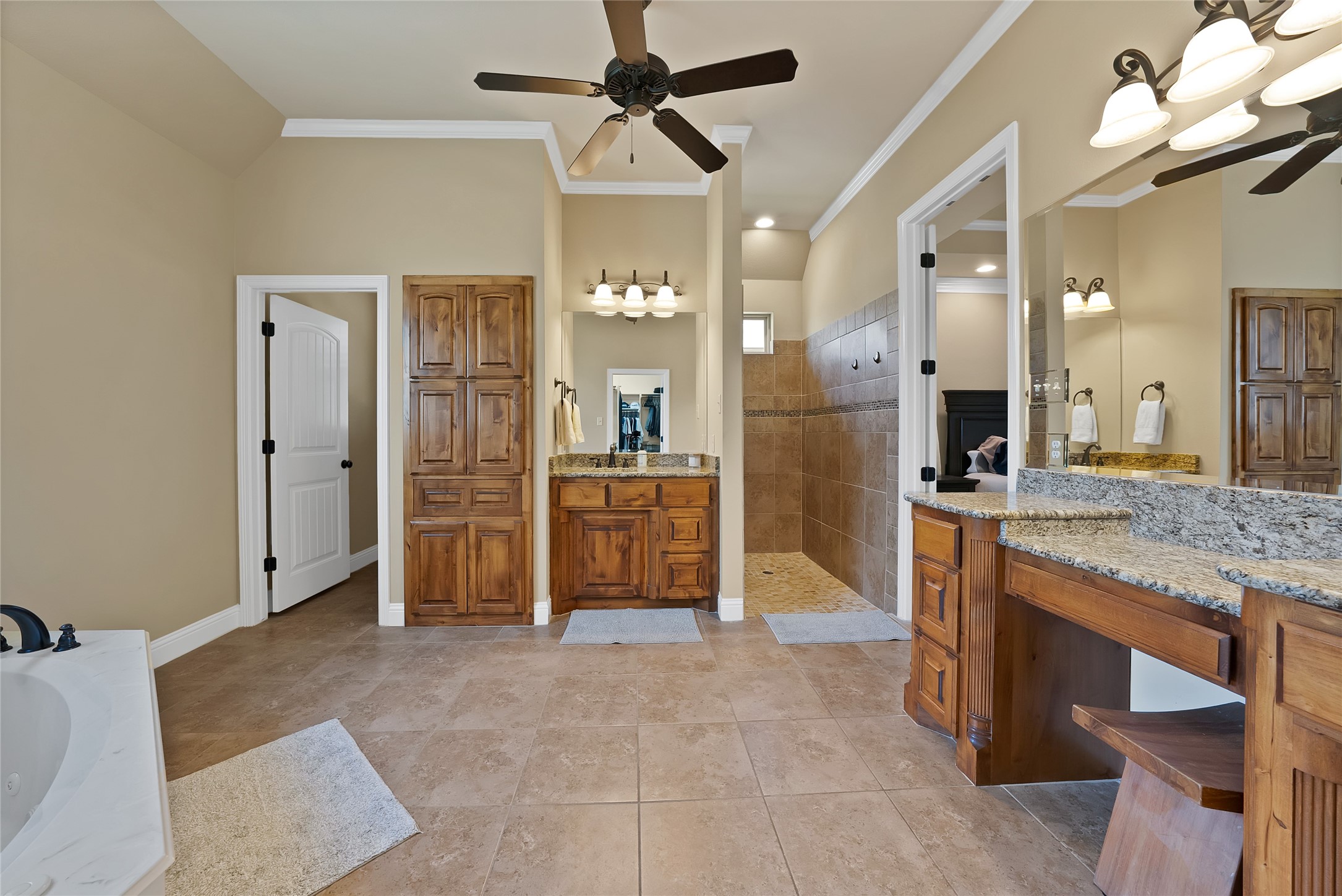 220 Pinnacle Peak Lane