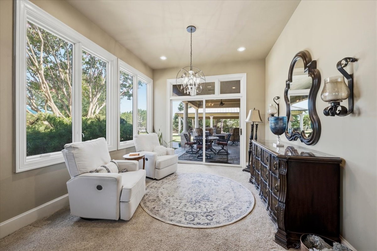 200 Falcon Ridge