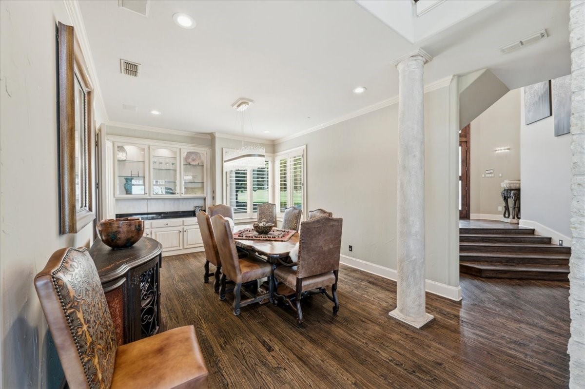 200 Falcon Ridge