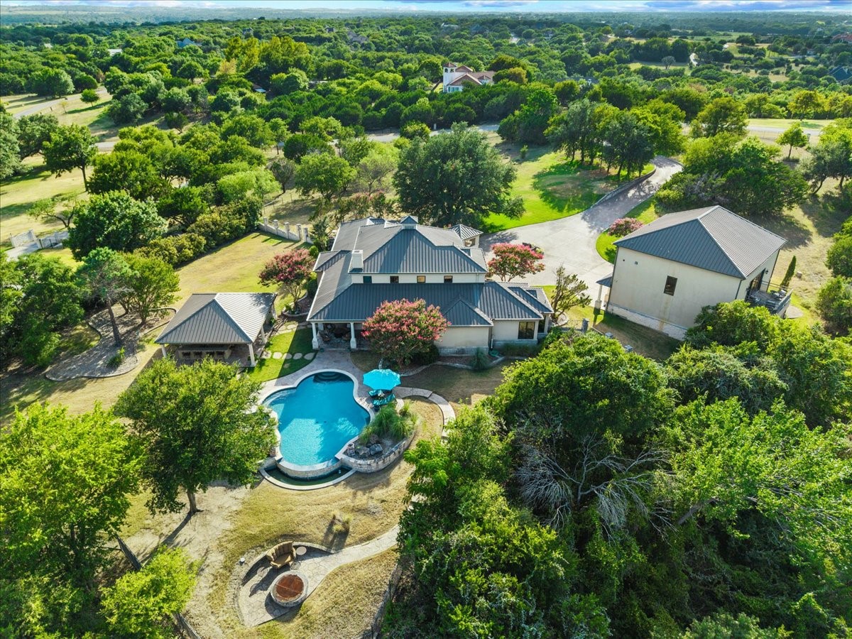 200 Falcon Ridge