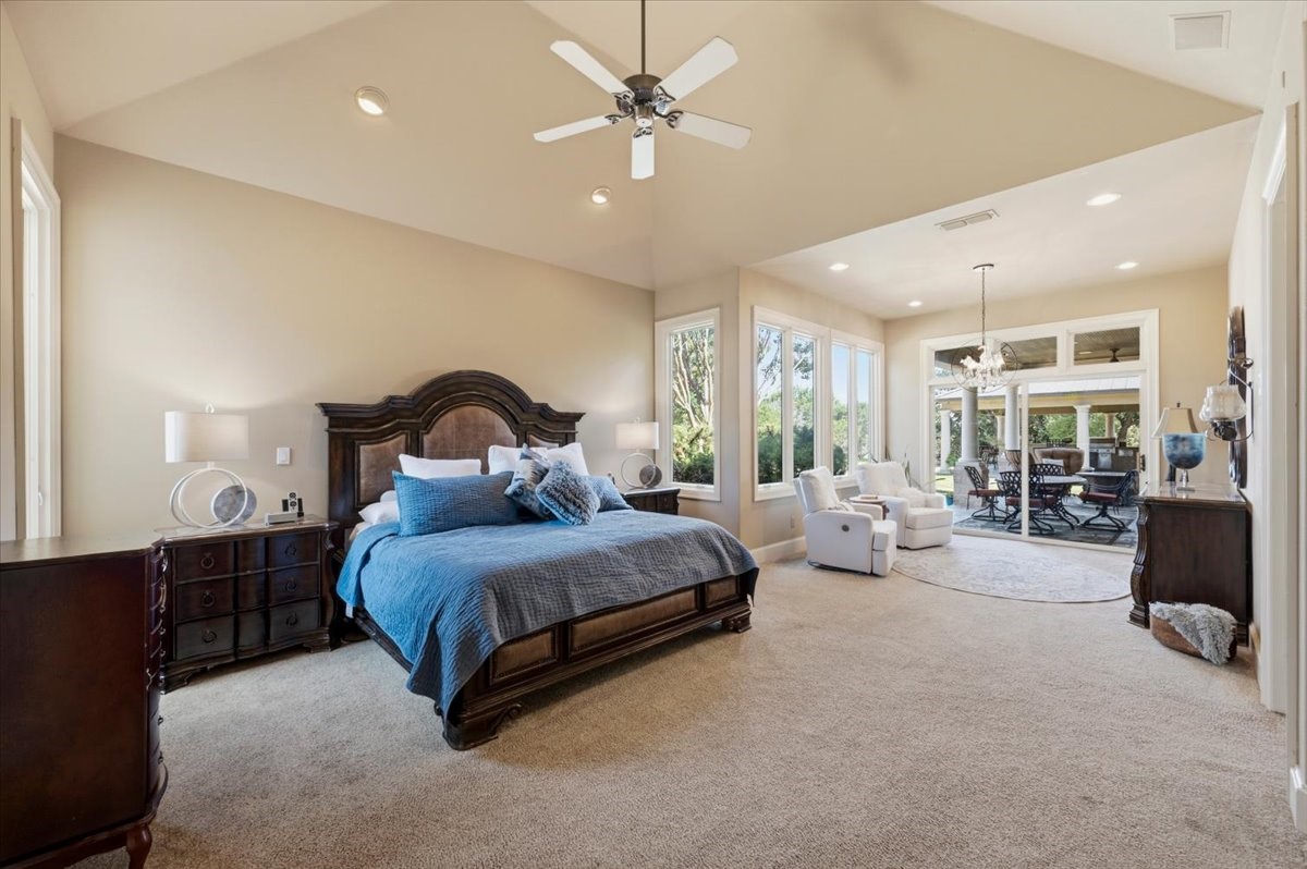 200 Falcon Ridge
