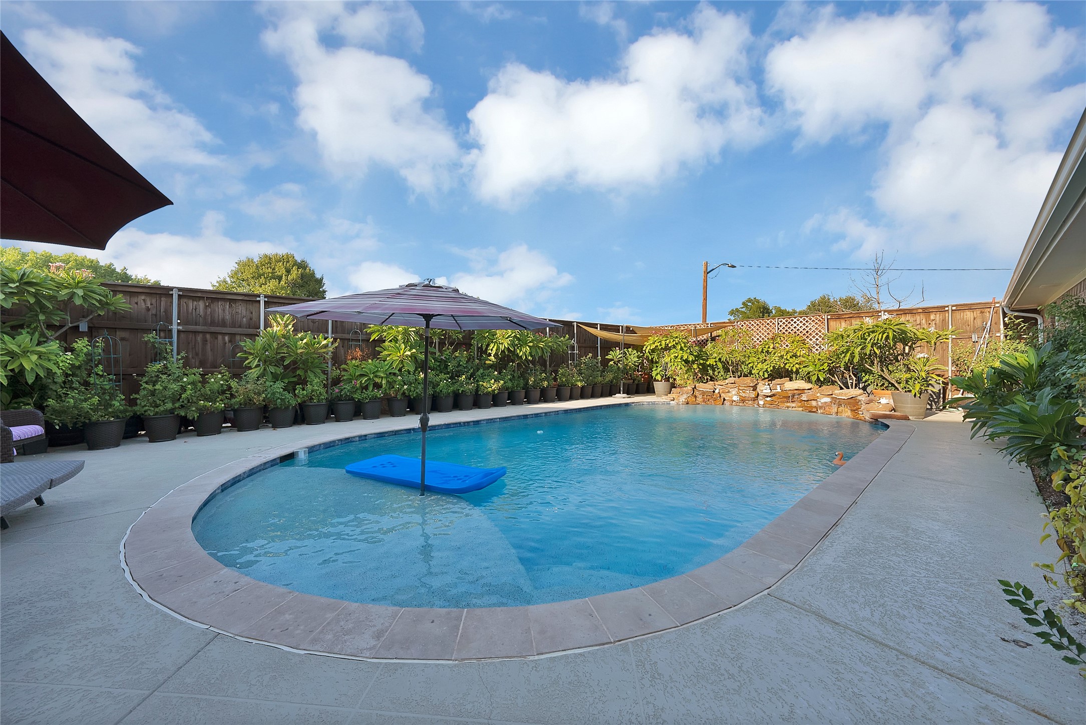 3840 Devonaire Drive