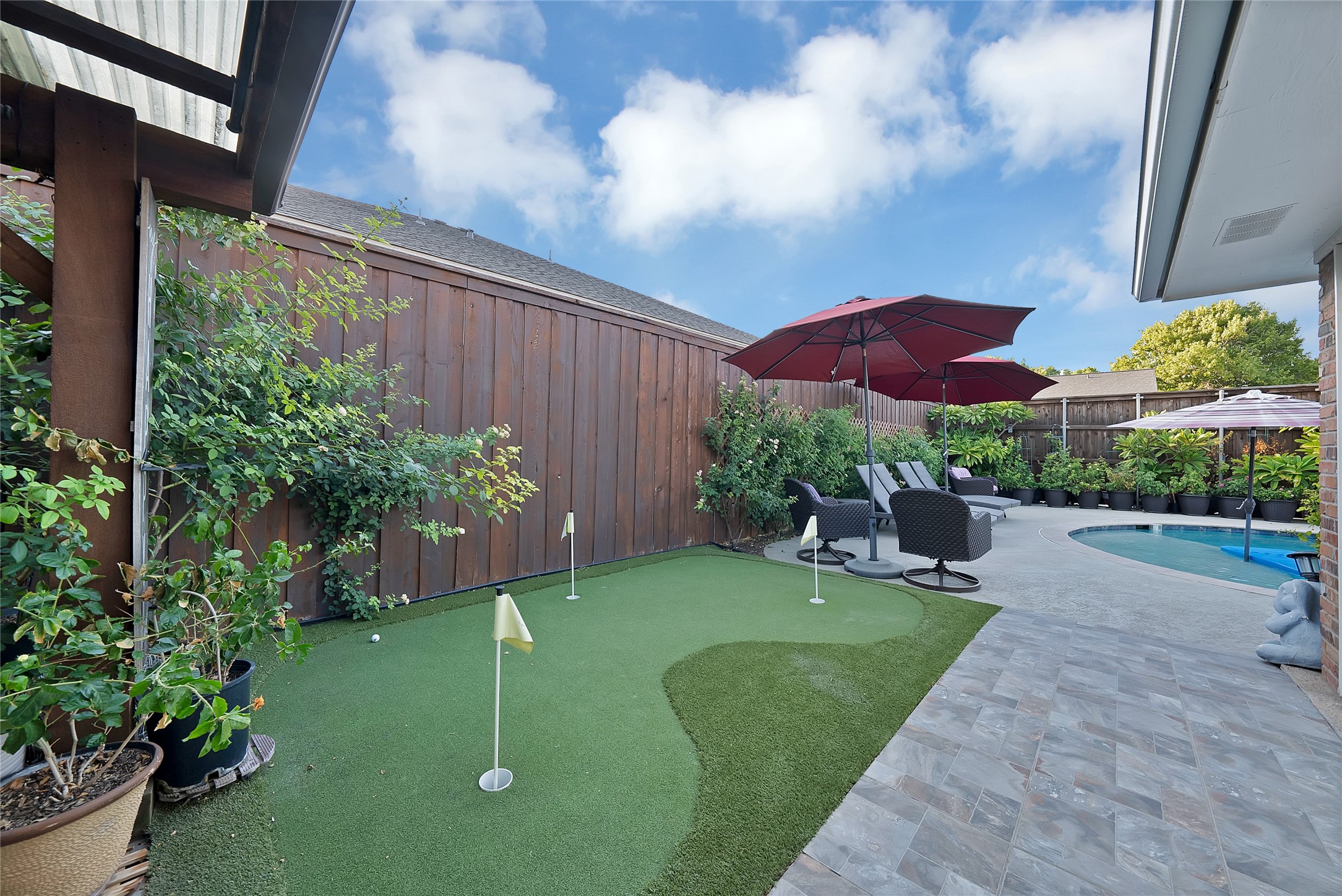 3840 Devonaire Drive