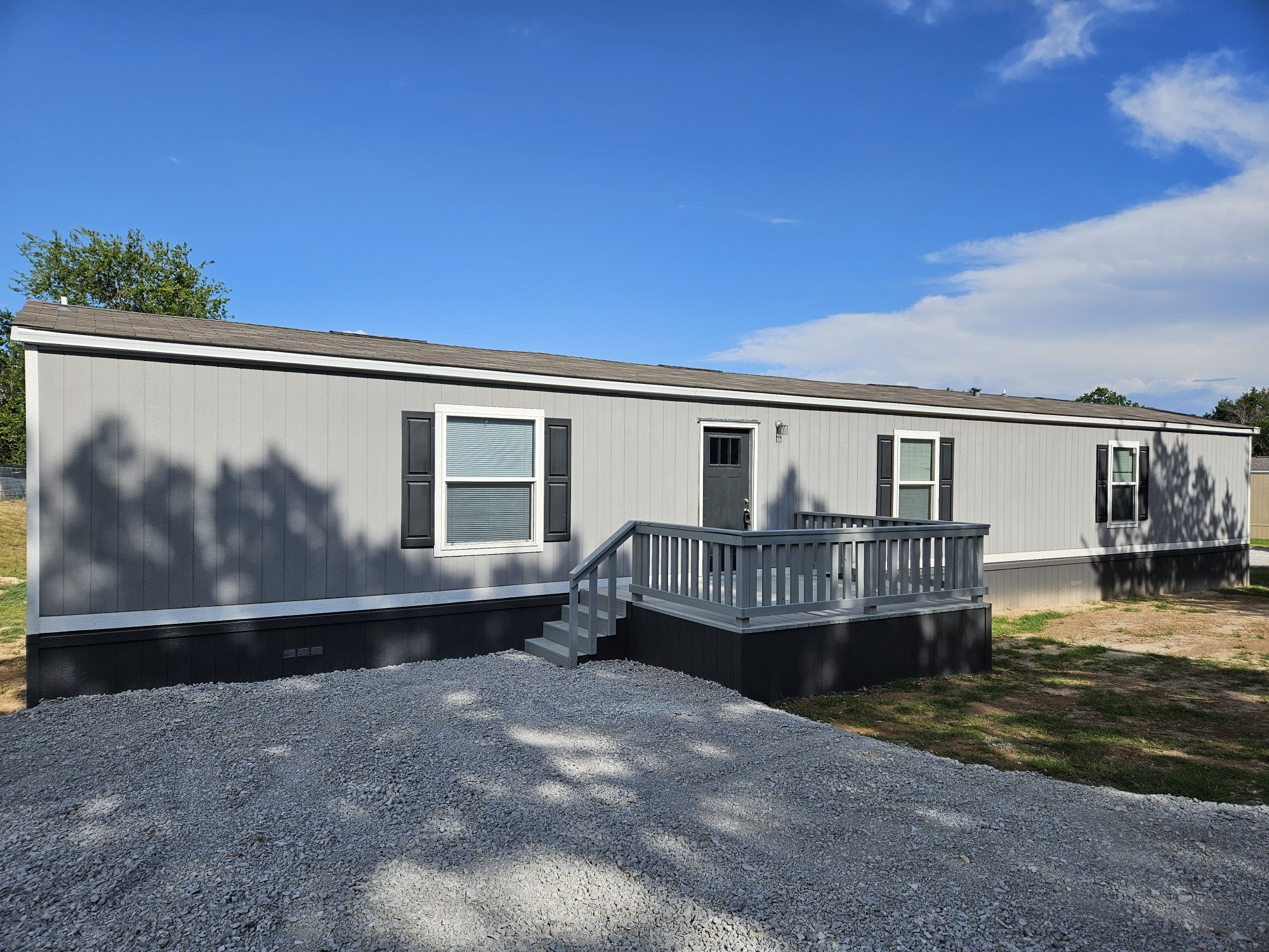 6503 W Highway 199 6519