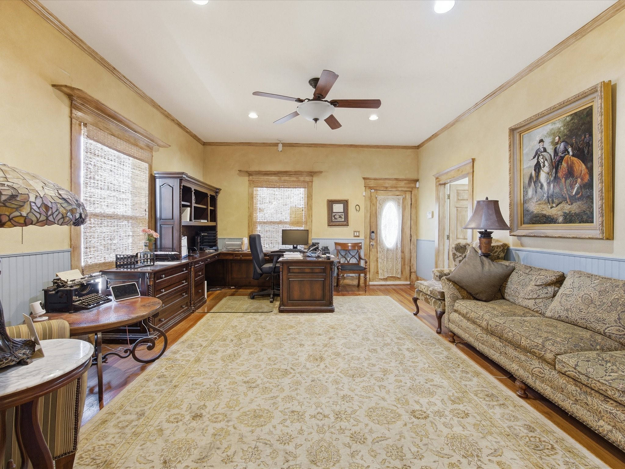 107 N Alamo Street
