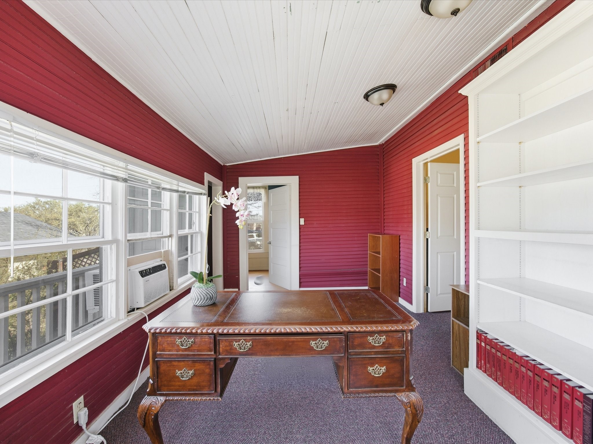 107 N Alamo Street